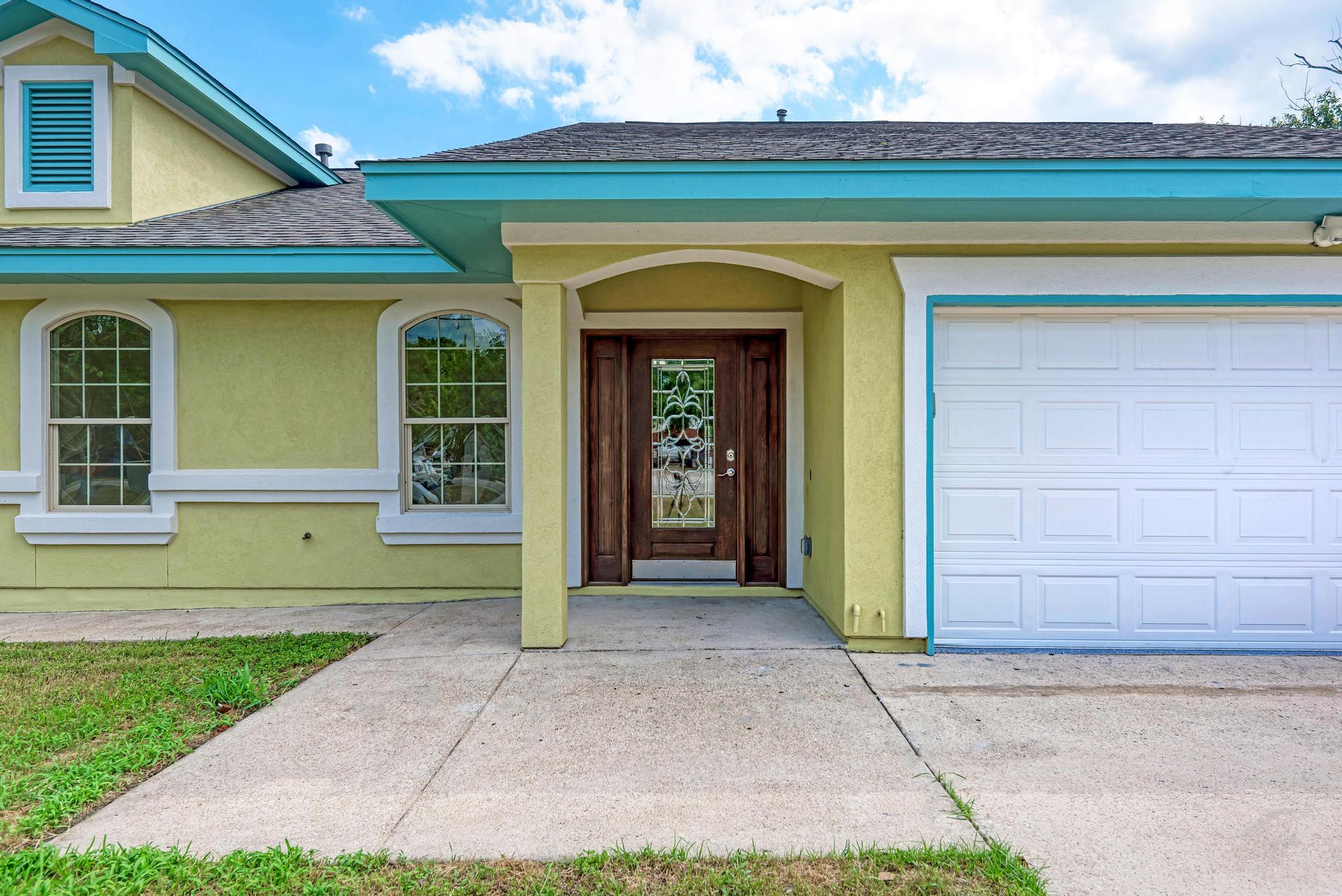 903 N Neans Dr, Austin, TX 78758