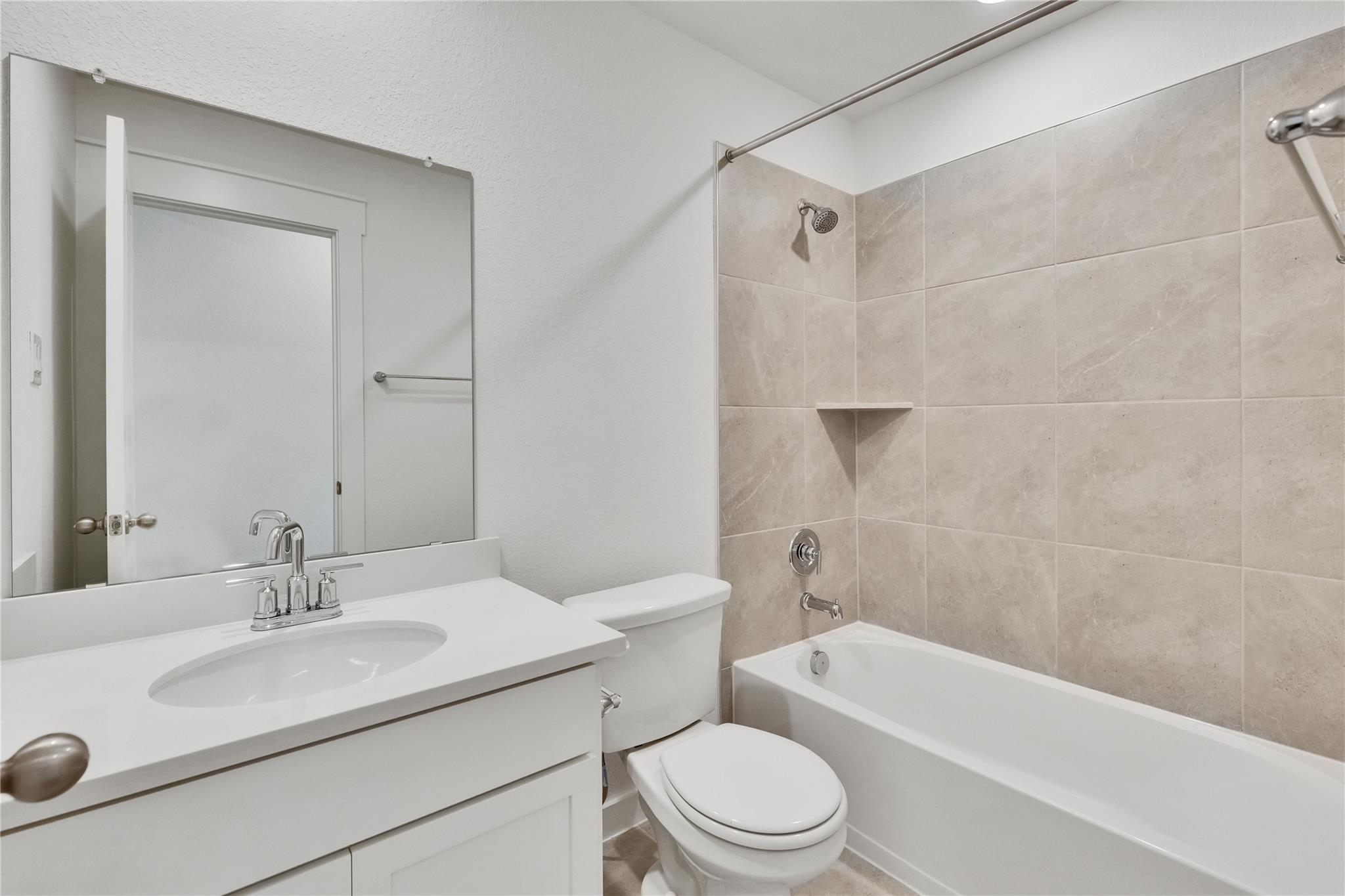 105 Old Silver Dr, Jarrell, TX 76537