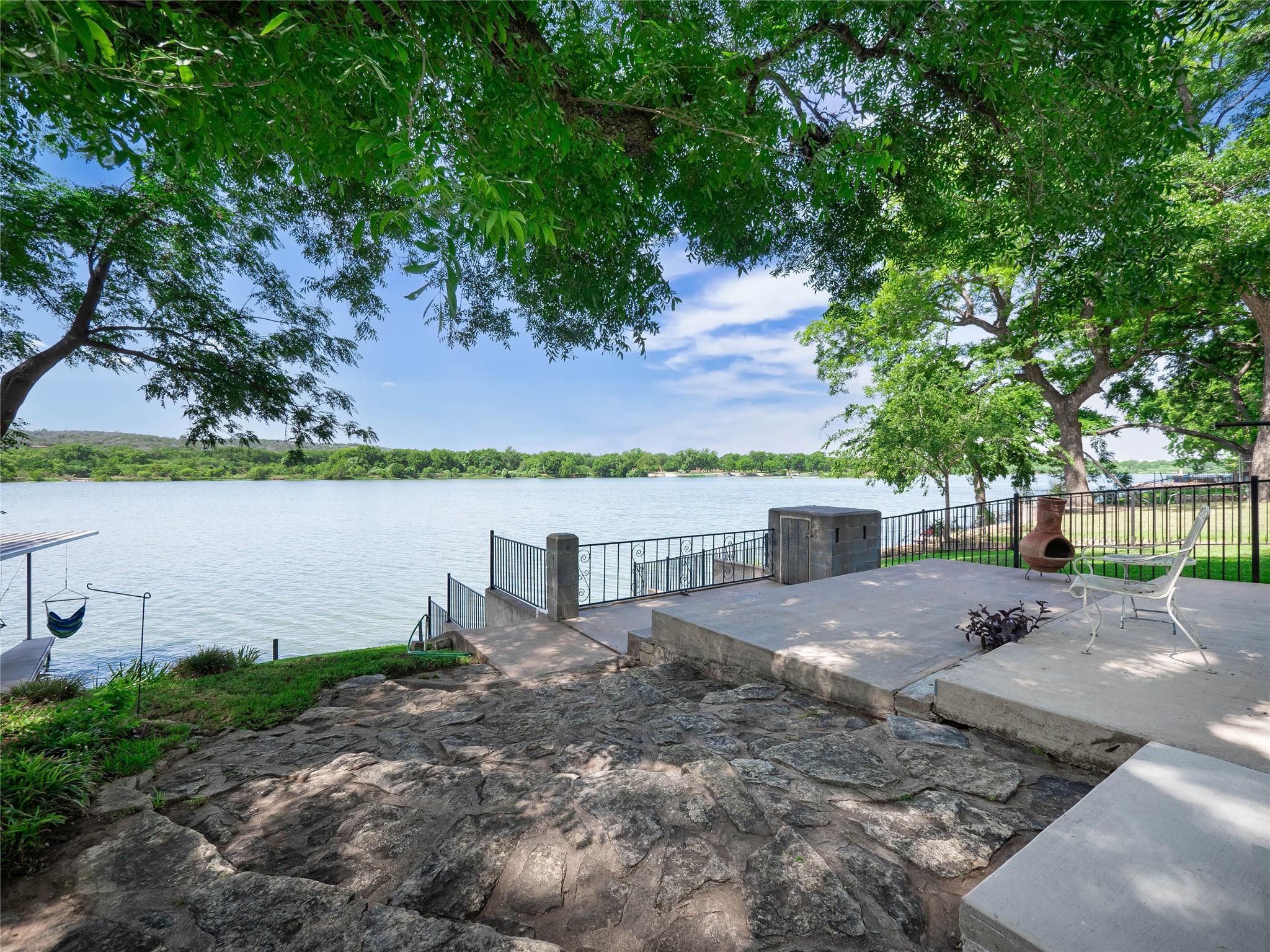 1214 Pecan Dr, Marble Falls, TX 78654