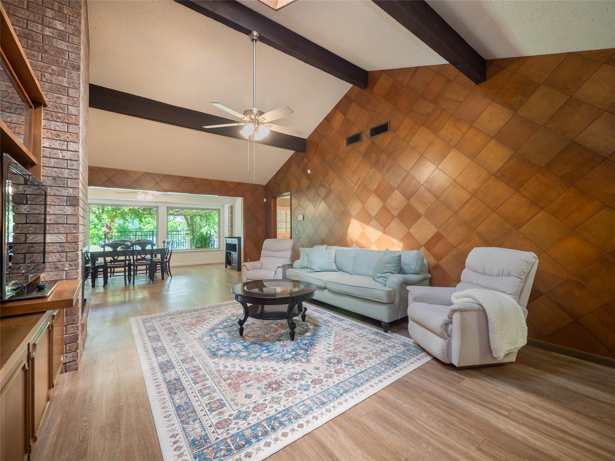 1214 Pecan Dr, Marble Falls, TX 78654