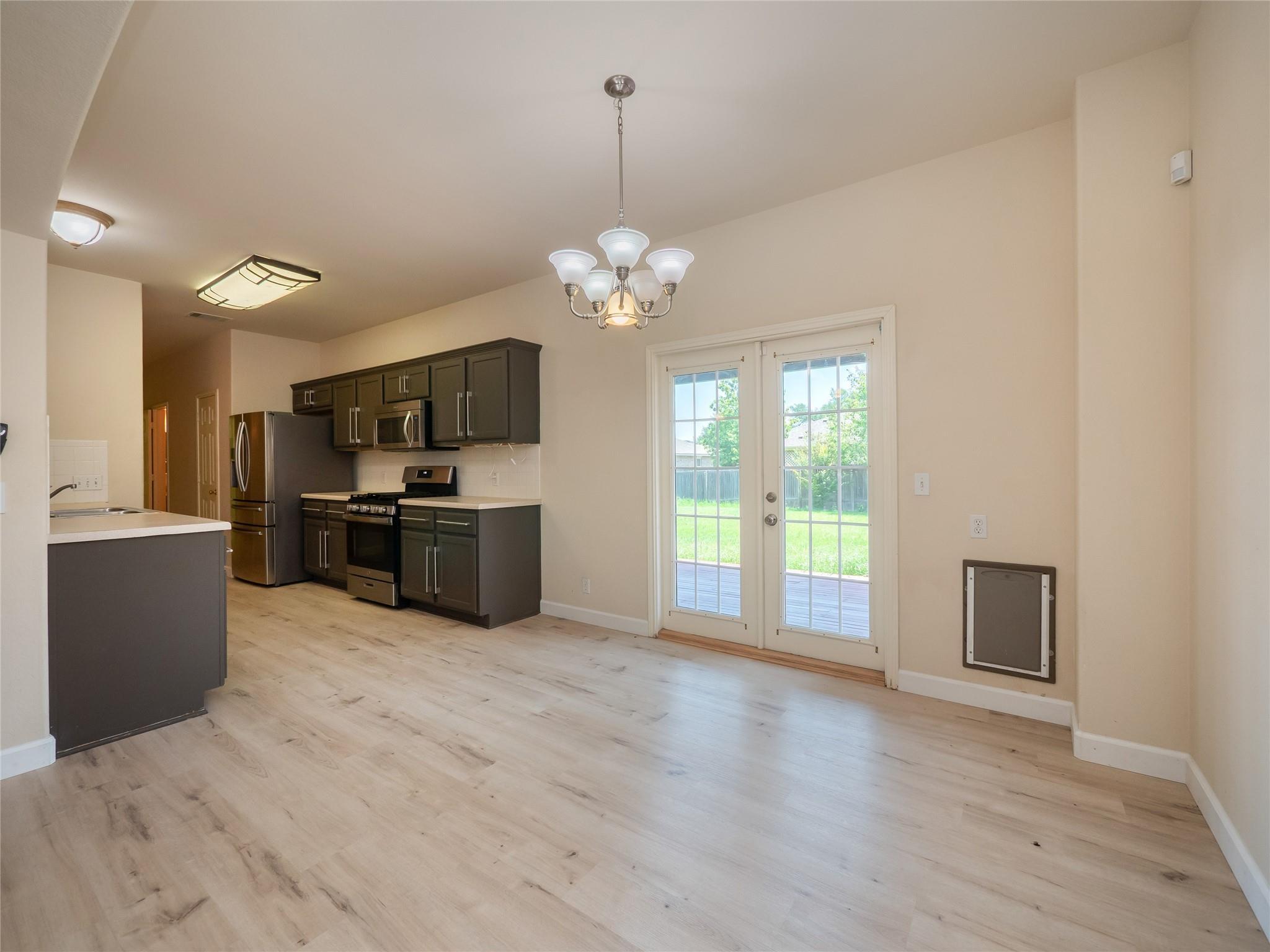 1010 Barclay Dr, Leander, TX 78641