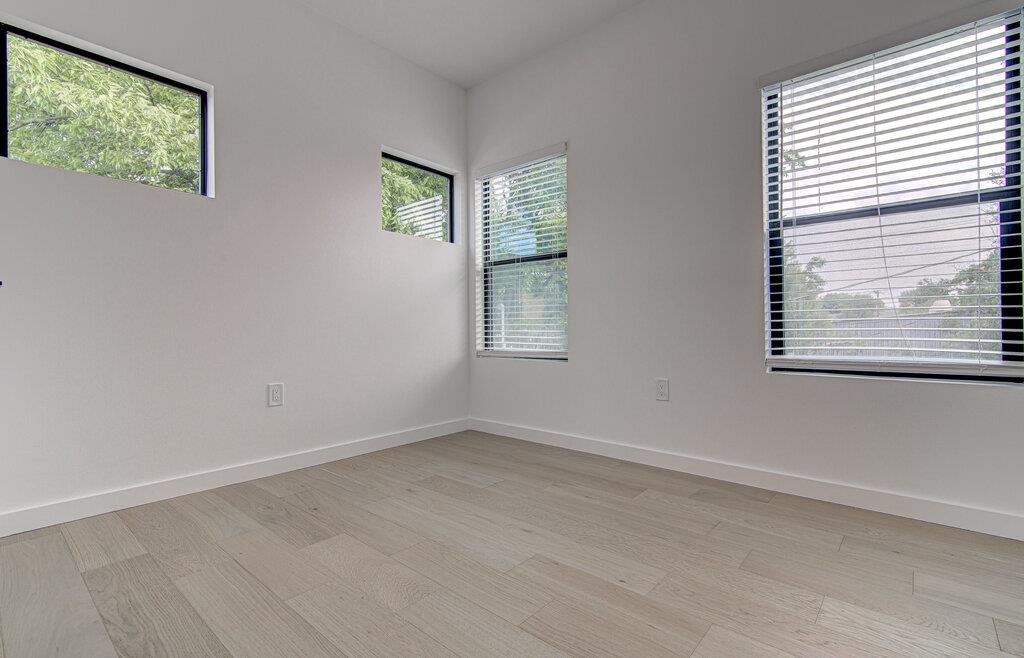 2530 Steck Ave, Austin, TX 78757