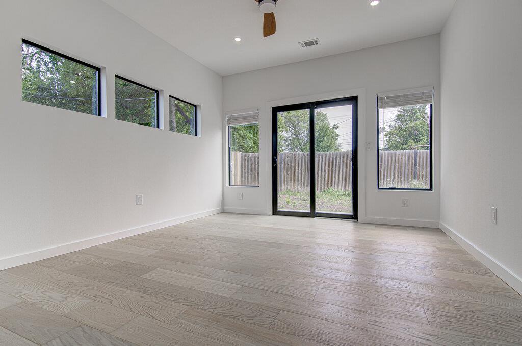 2530 Steck Ave, Austin, TX 78757