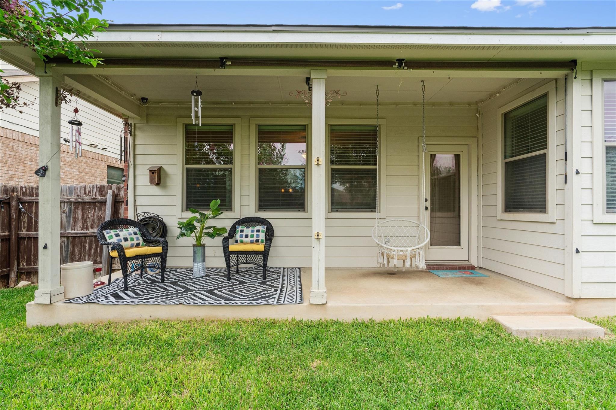 1017 Sussex Way, Round Rock, TX 78665