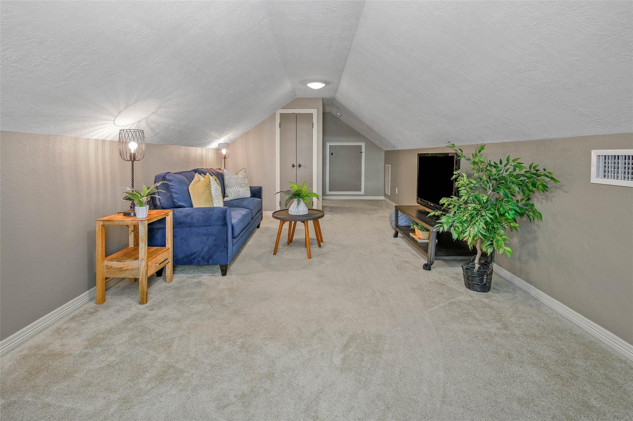 2707 Colony Creek Dr, Bryan, TX 77808
