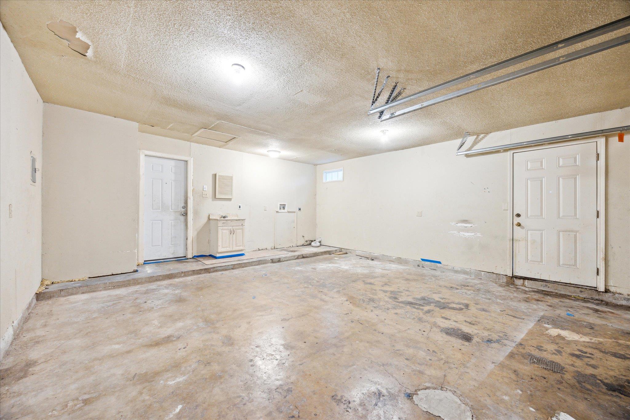 5108 Lambs Ln, Austin, TX 78744