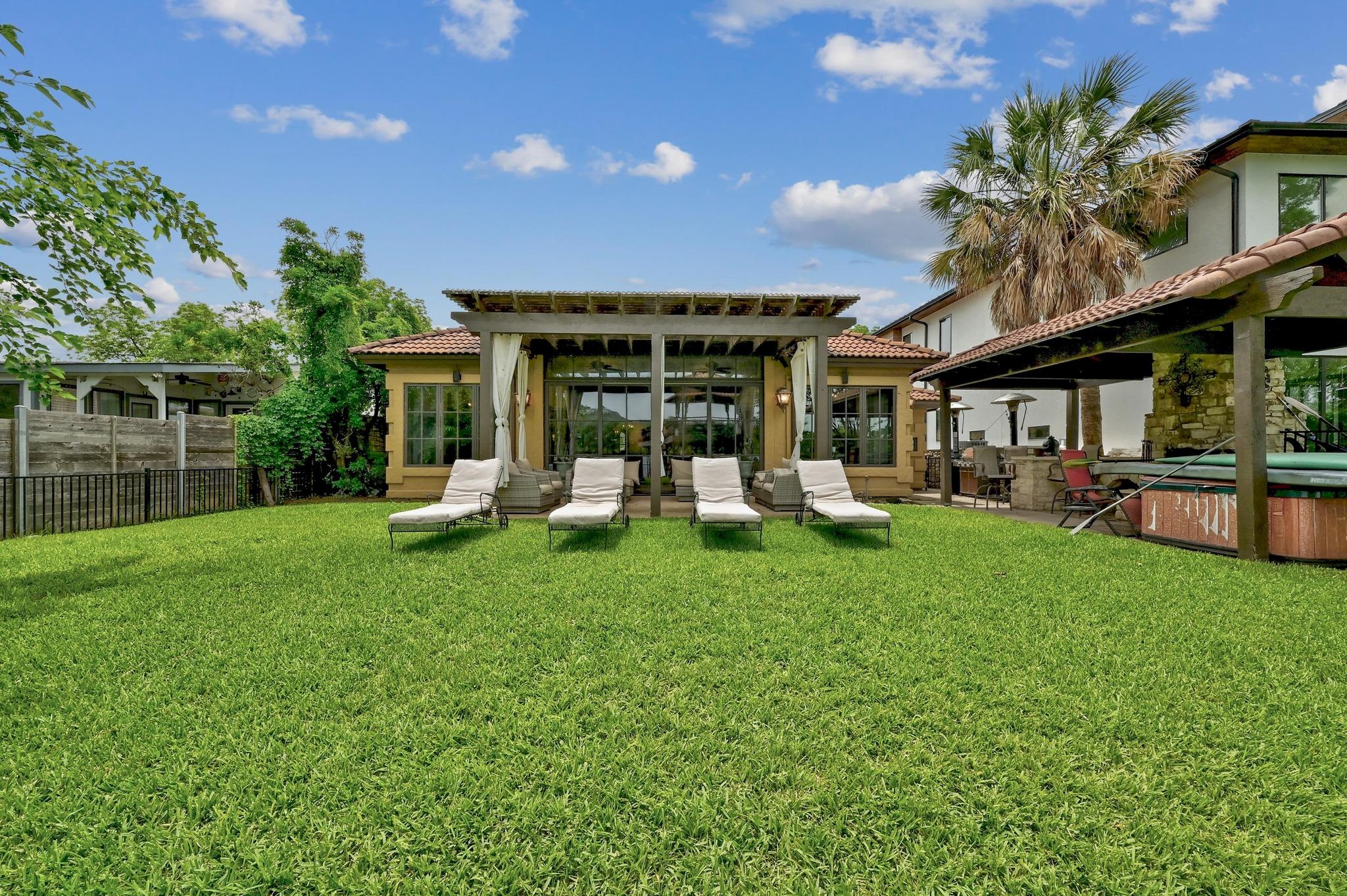 1746 Channel Rd, Austin, TX 78746