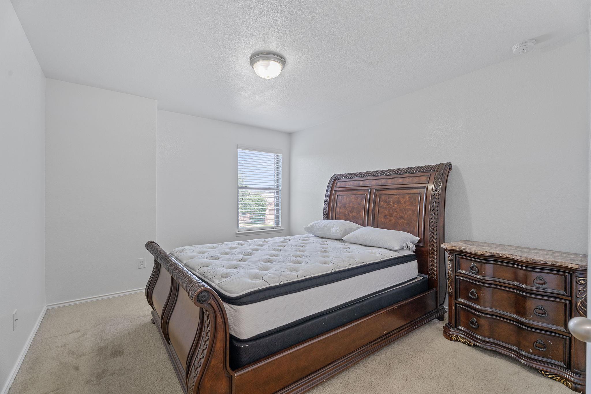 1109 Hyde Park Dr, Round Rock, TX 78665