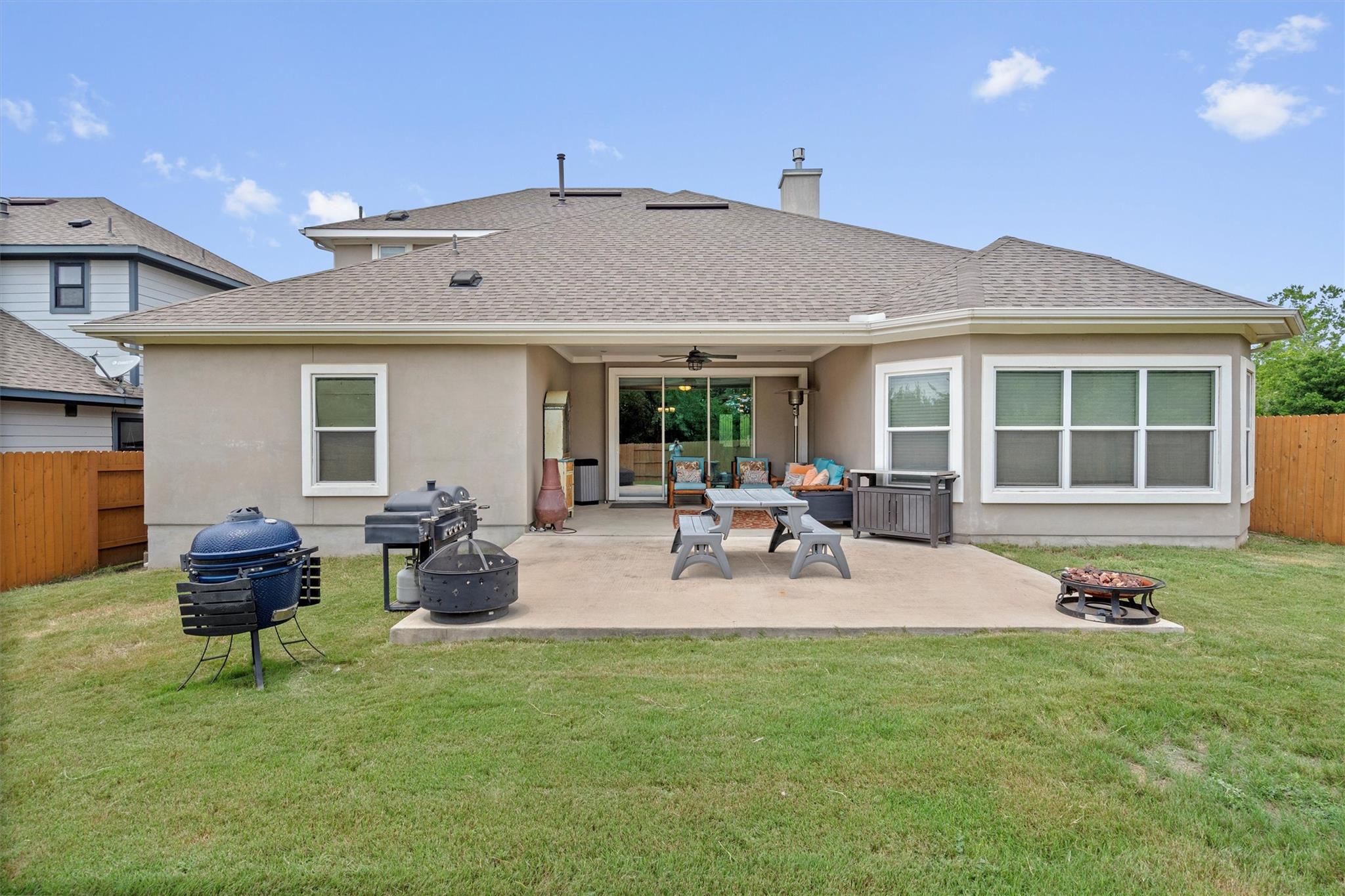 7813 Barbary Ct, Austin, TX 78744