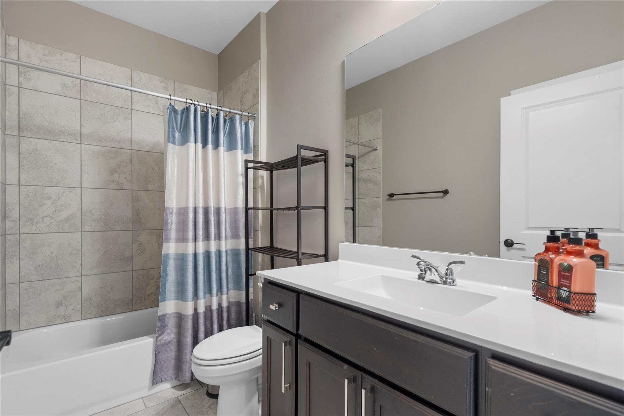 7813 Barbary Ct, Austin, TX 78744