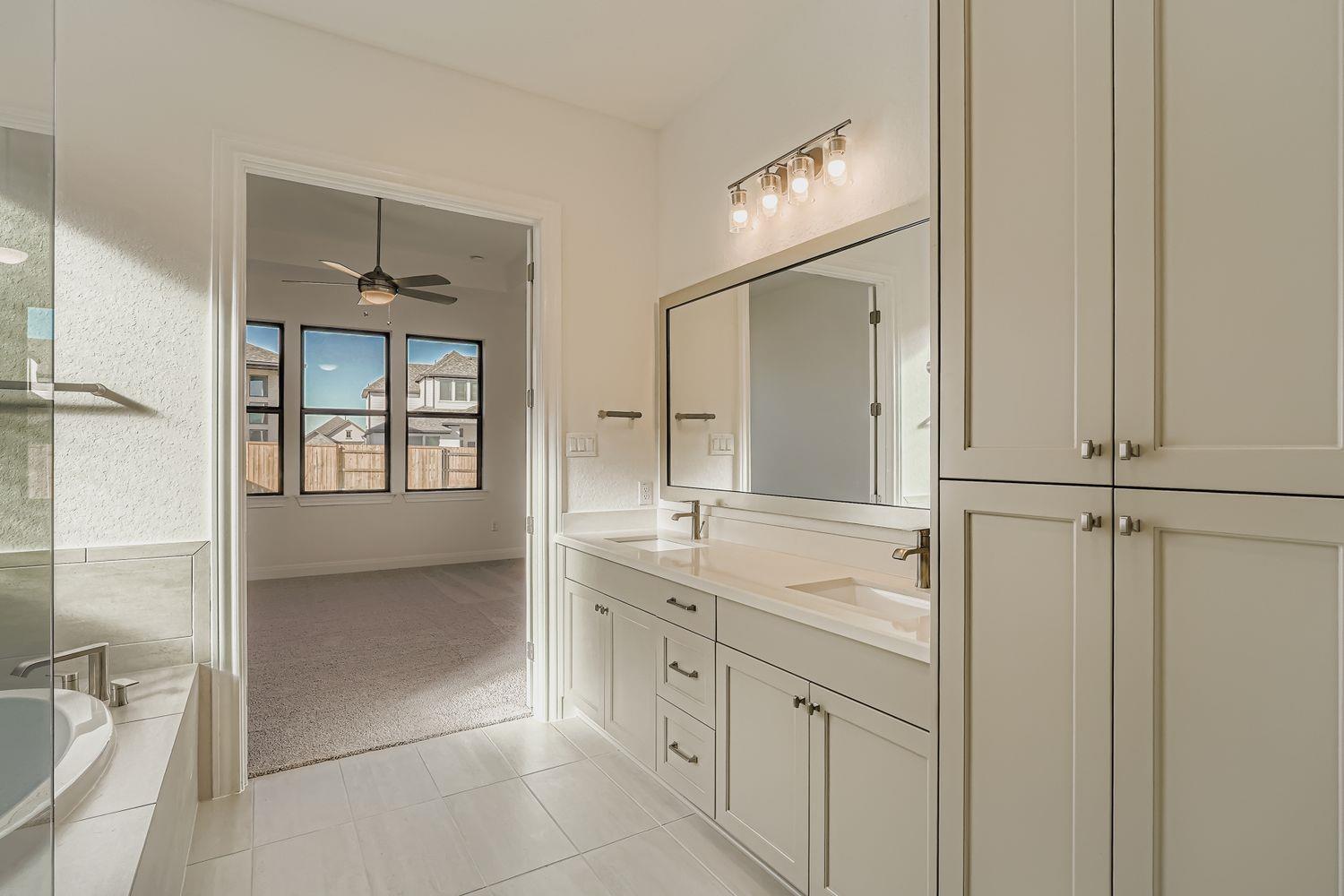 141 Prickly Poppy Loop, Kyle, TX 78640