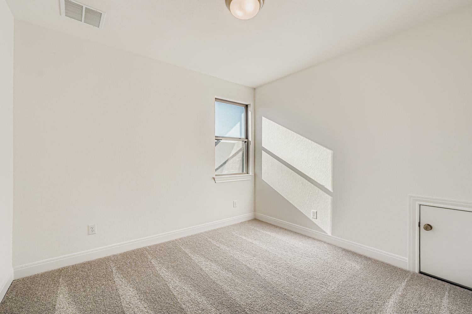 141 Prickly Poppy Loop, Kyle, TX 78640