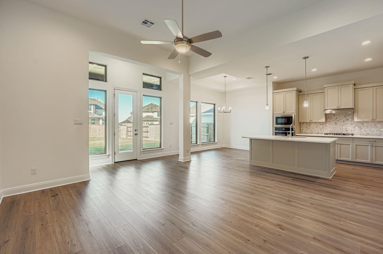 141 Prickly Poppy Loop, Kyle, TX 78640