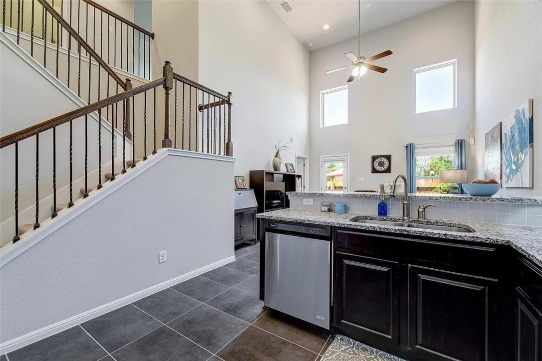2304 S Lakeline Blvd # 213, Cedar Park, TX 78613
