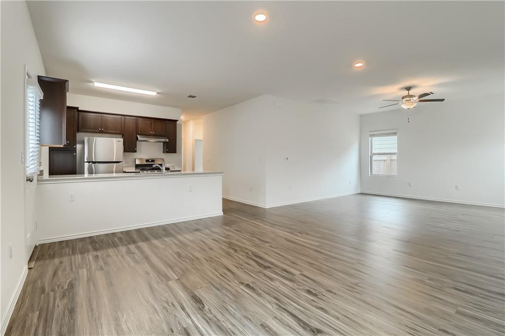 7213 Tonka Ln, Austin, TX 78744