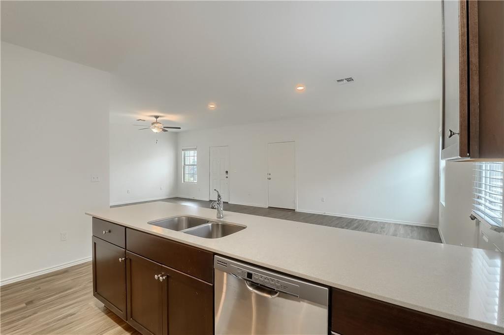 7213 Tonka Ln, Austin, TX 78744