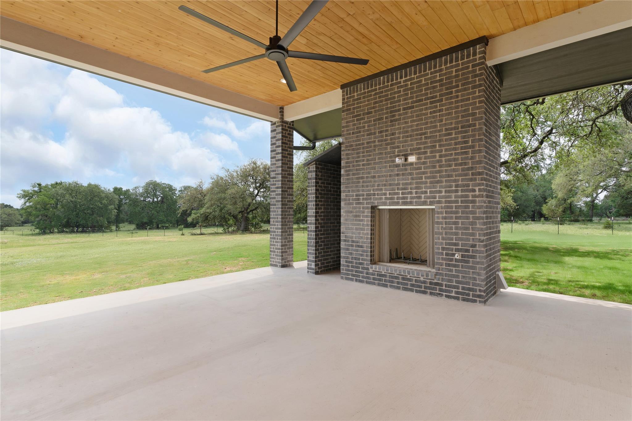 8341 Brewer Ln, Salado, TX 76571