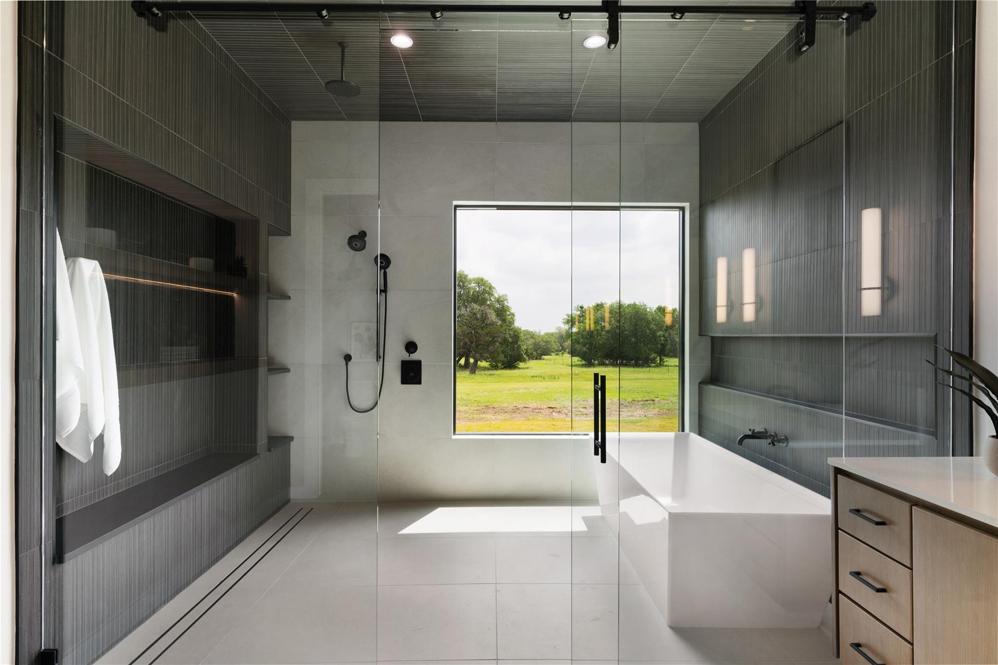 8341 Brewer Ln, Salado, TX 76571