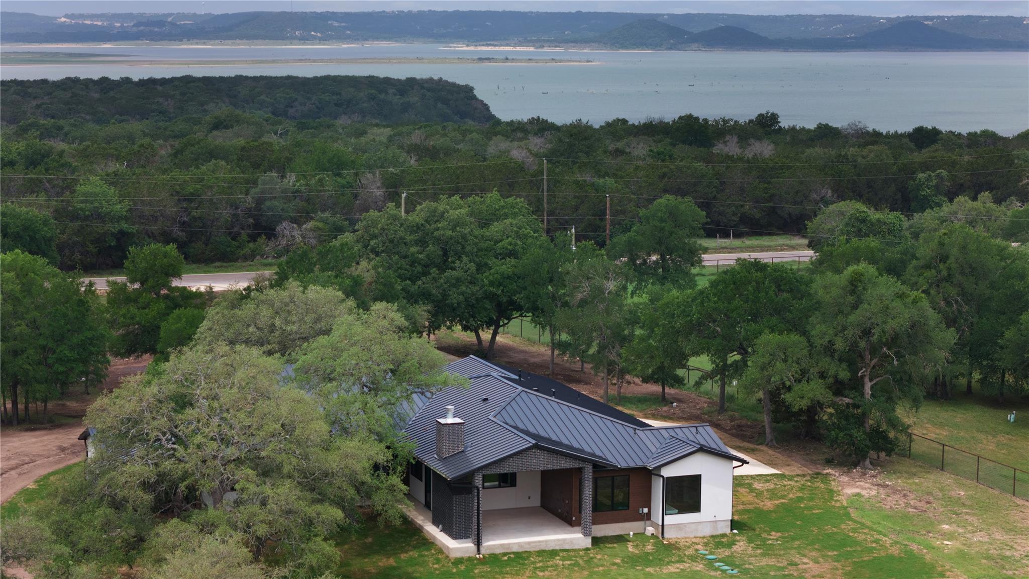 8341 Brewer Ln, Salado, TX 76571