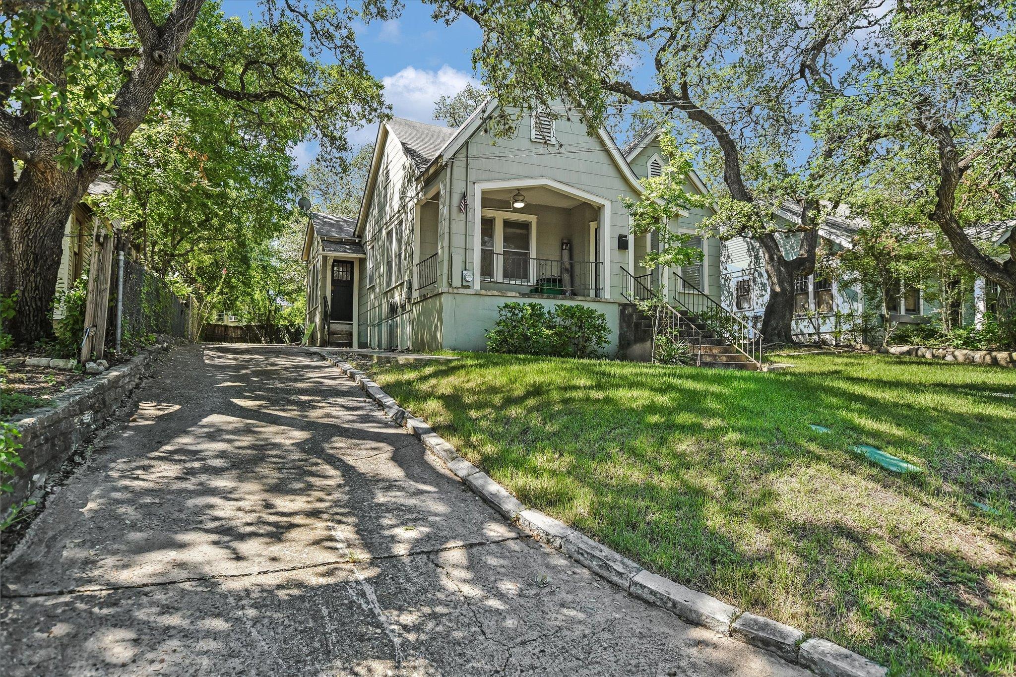 1007 REAGAN Ter, Austin, TX 78704