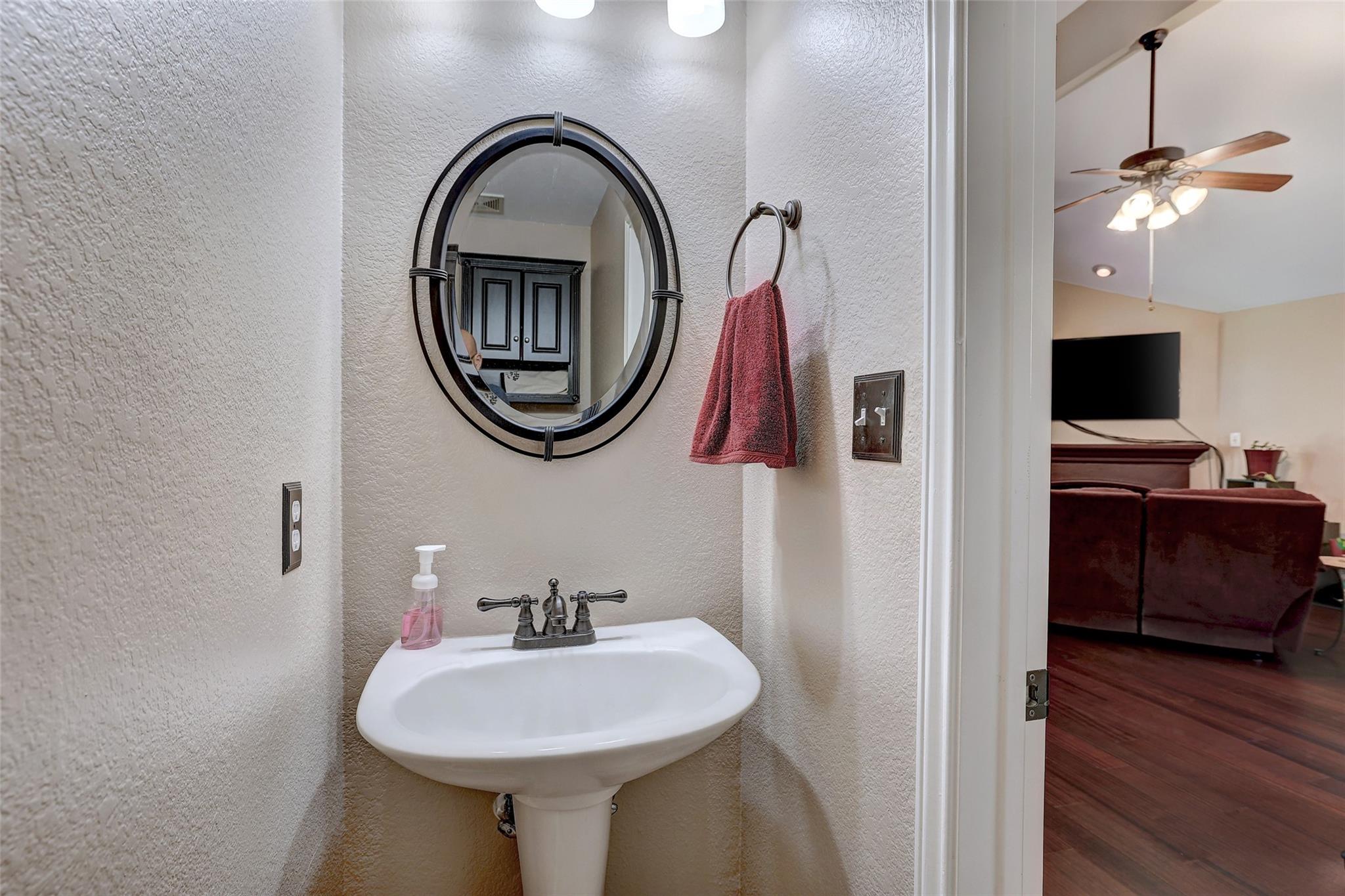 1060 Leeds Castle Walk, Georgetown, TX 78626