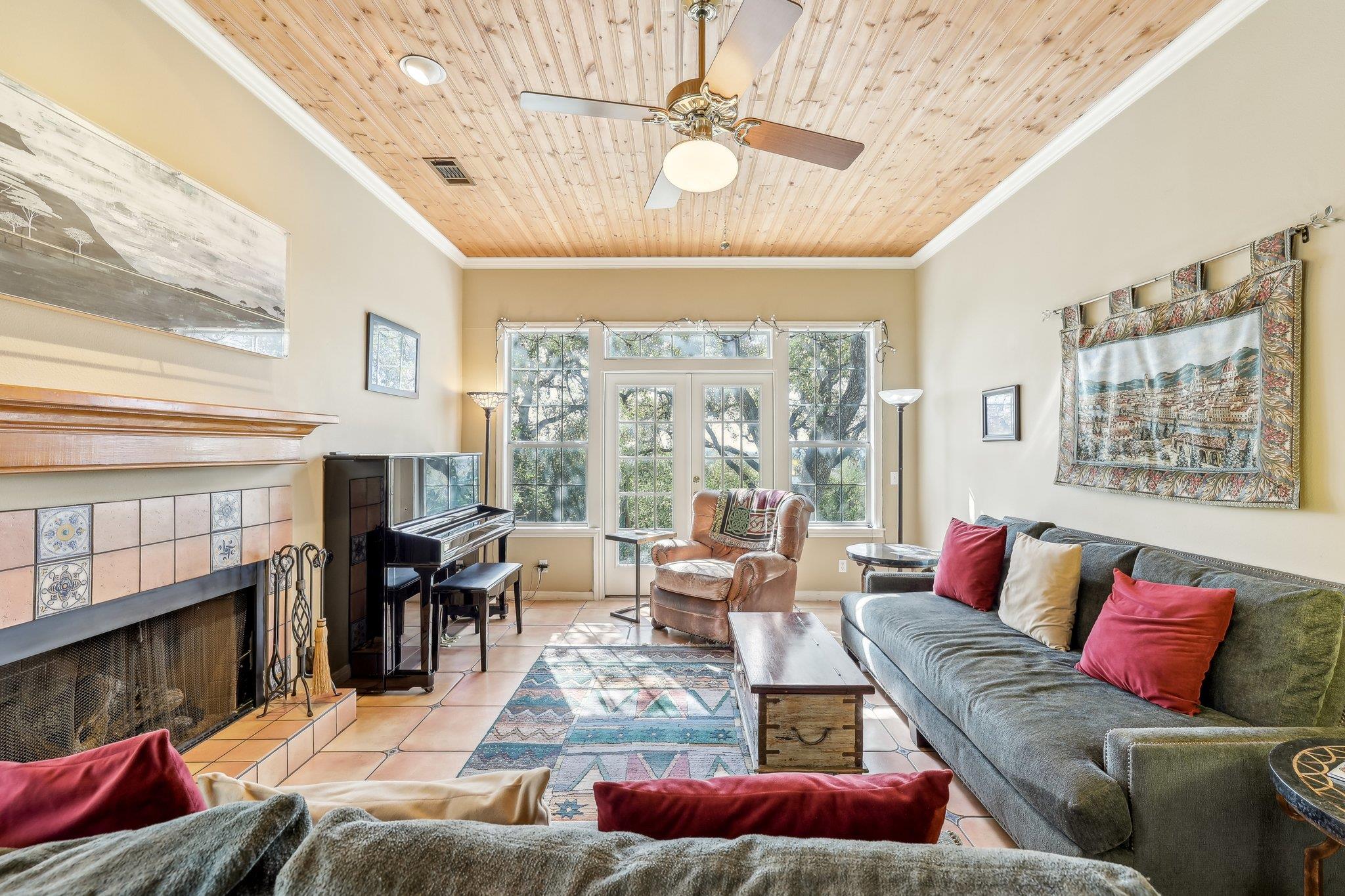 418 Grace Ln, Austin, TX 78746