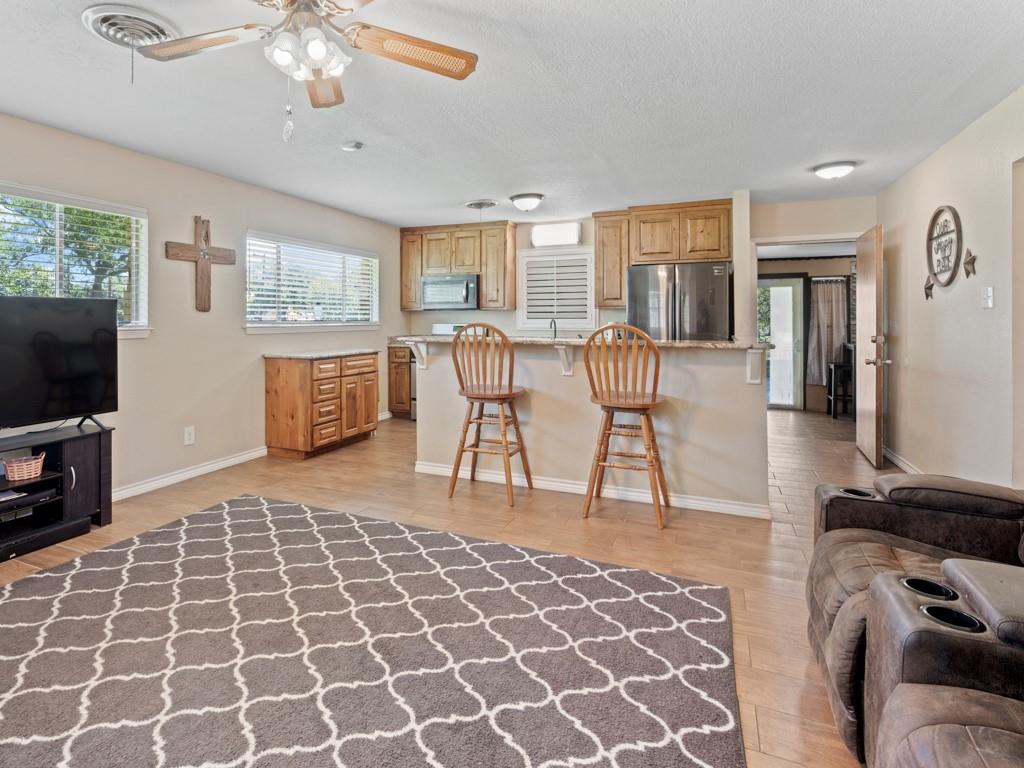 501 Willow St, Buchanan Dam, TX 78609