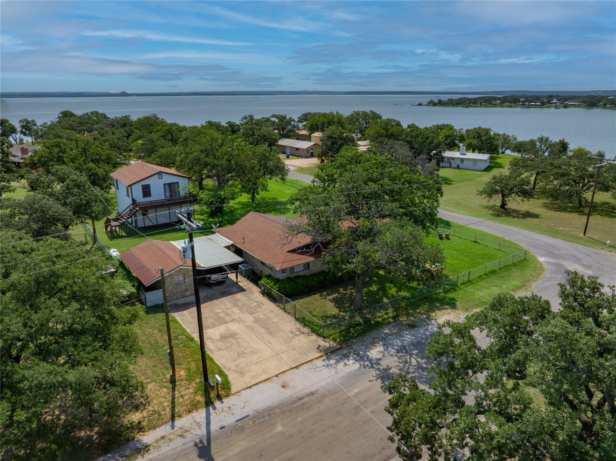 501 Willow St, Buchanan Dam, TX 78609