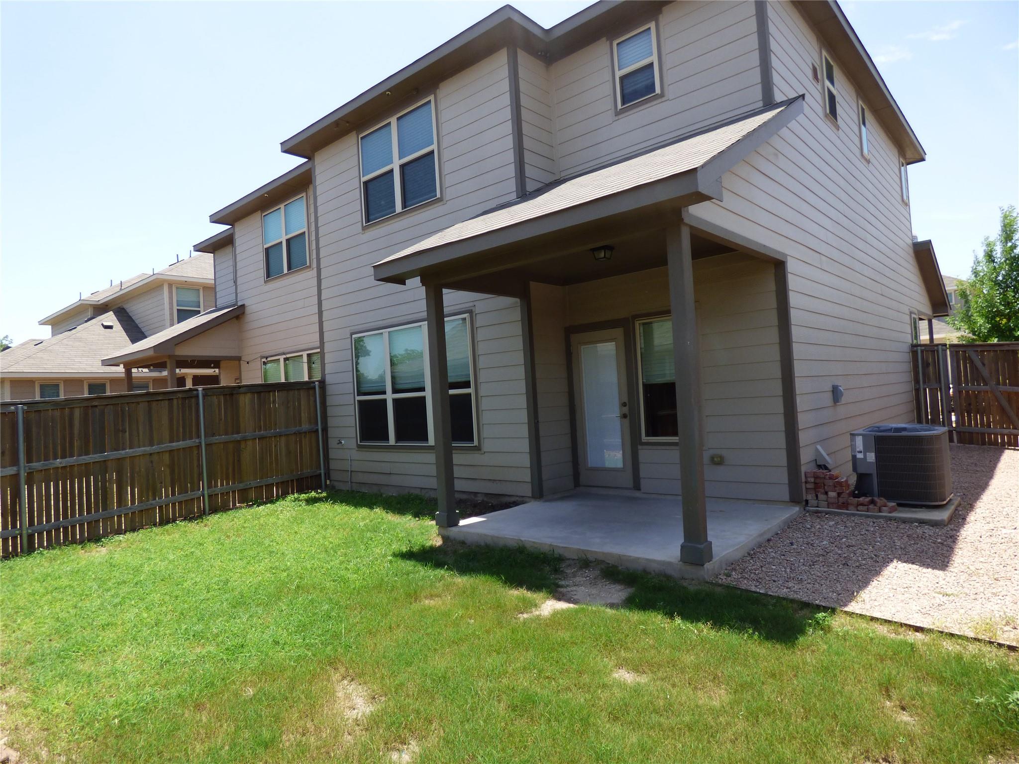 918 Crystal Brook Cv, New Braunfels, TX 78130