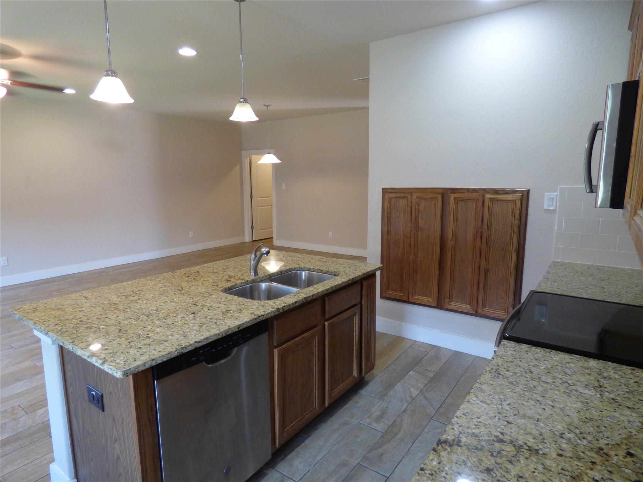 918 Crystal Brook Cv, New Braunfels, TX 78130