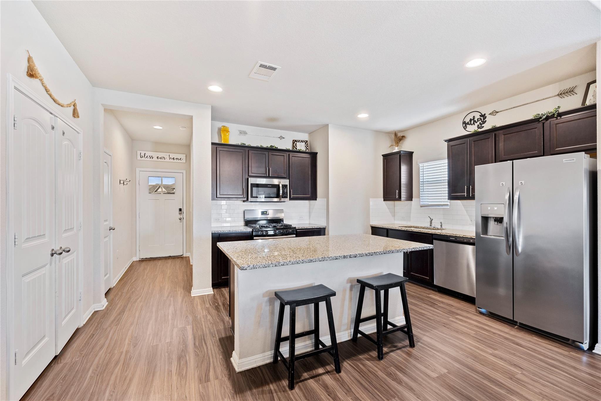 208 Shiner Ln, Georgetown, TX 78626
