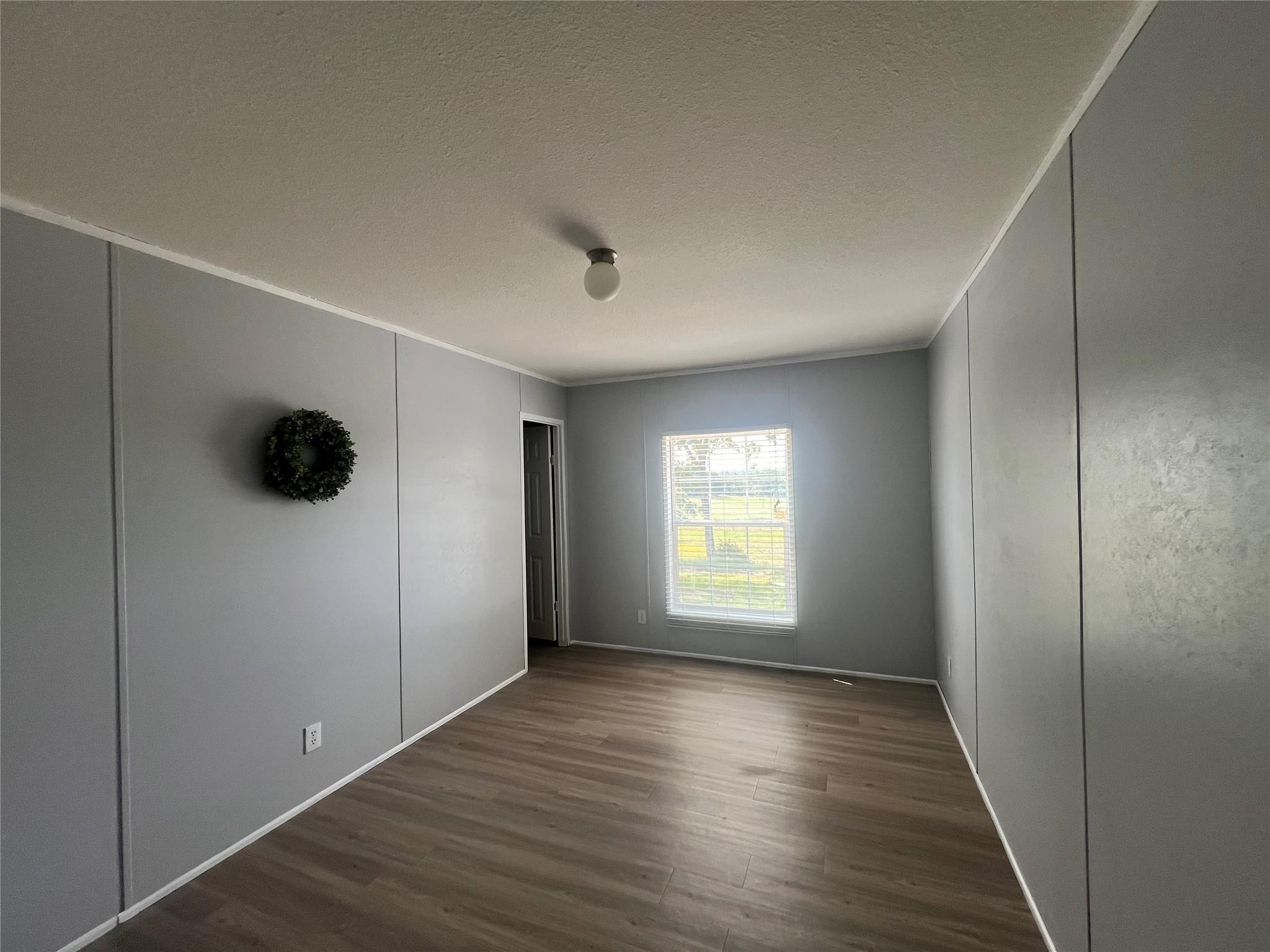 702 Paint Creek Rd, McDade, TX 78650