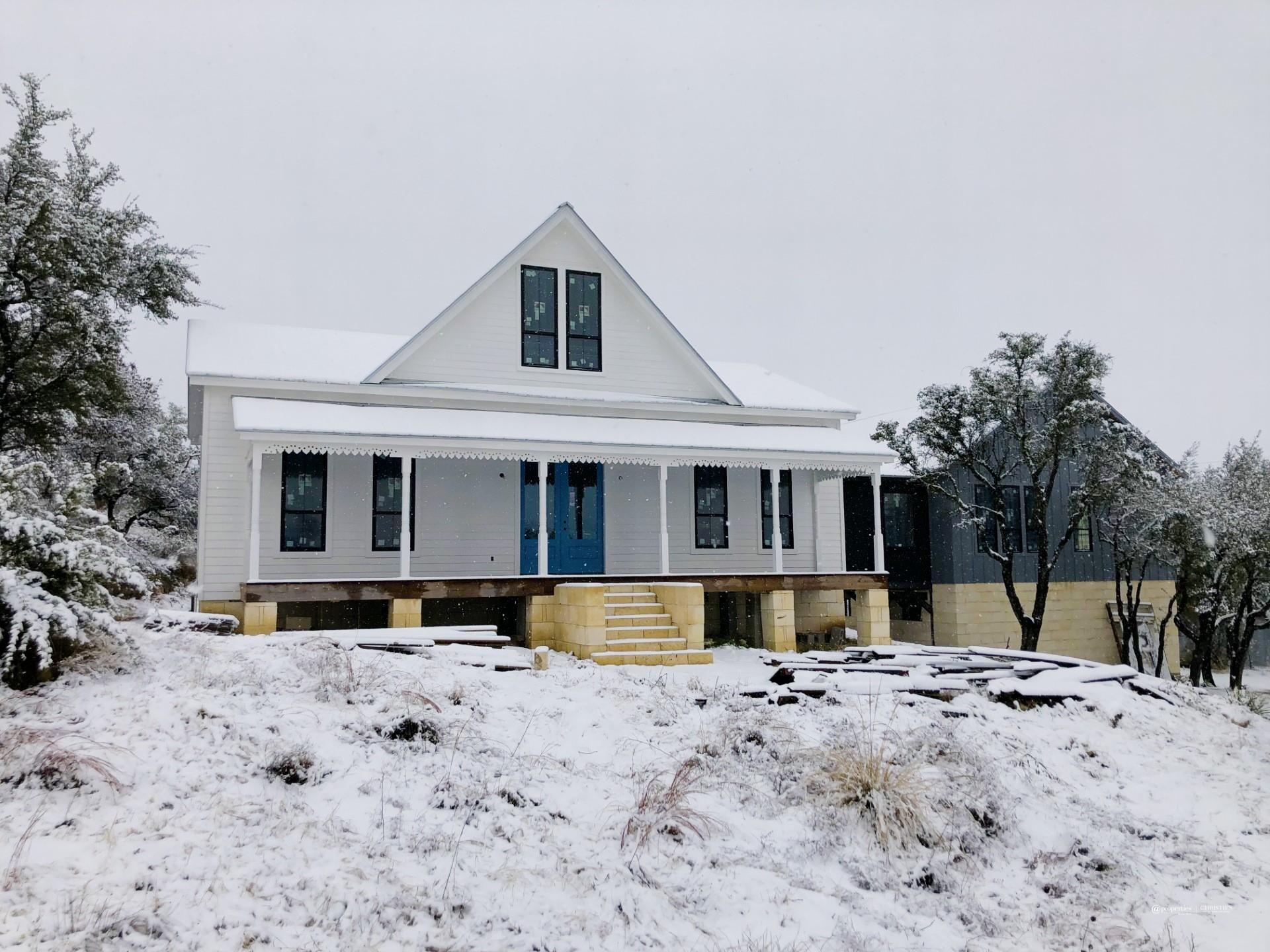431 County Road 413, Spicewood, TX 78669