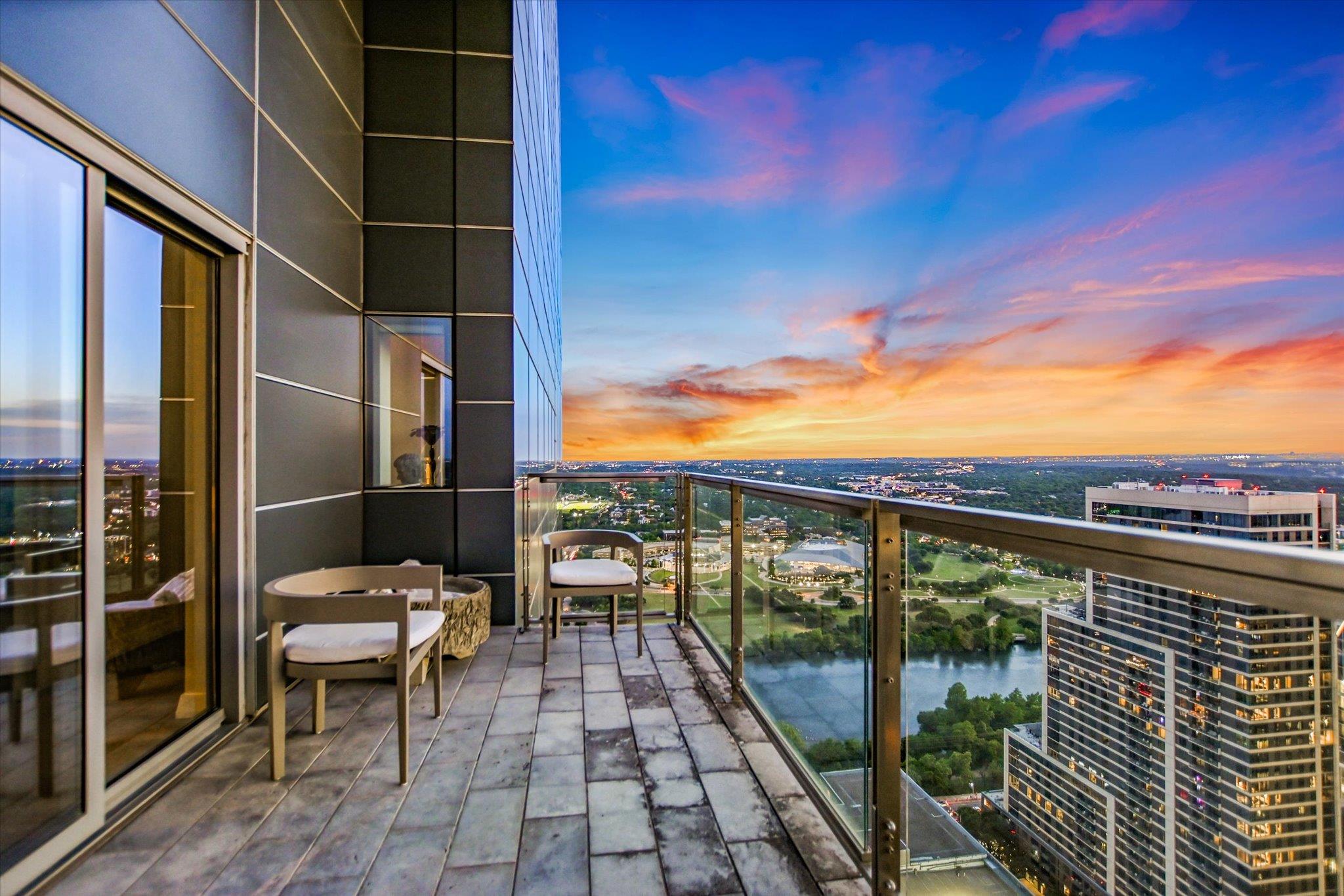 210 Lavaca St # 3603, Austin, TX 78701