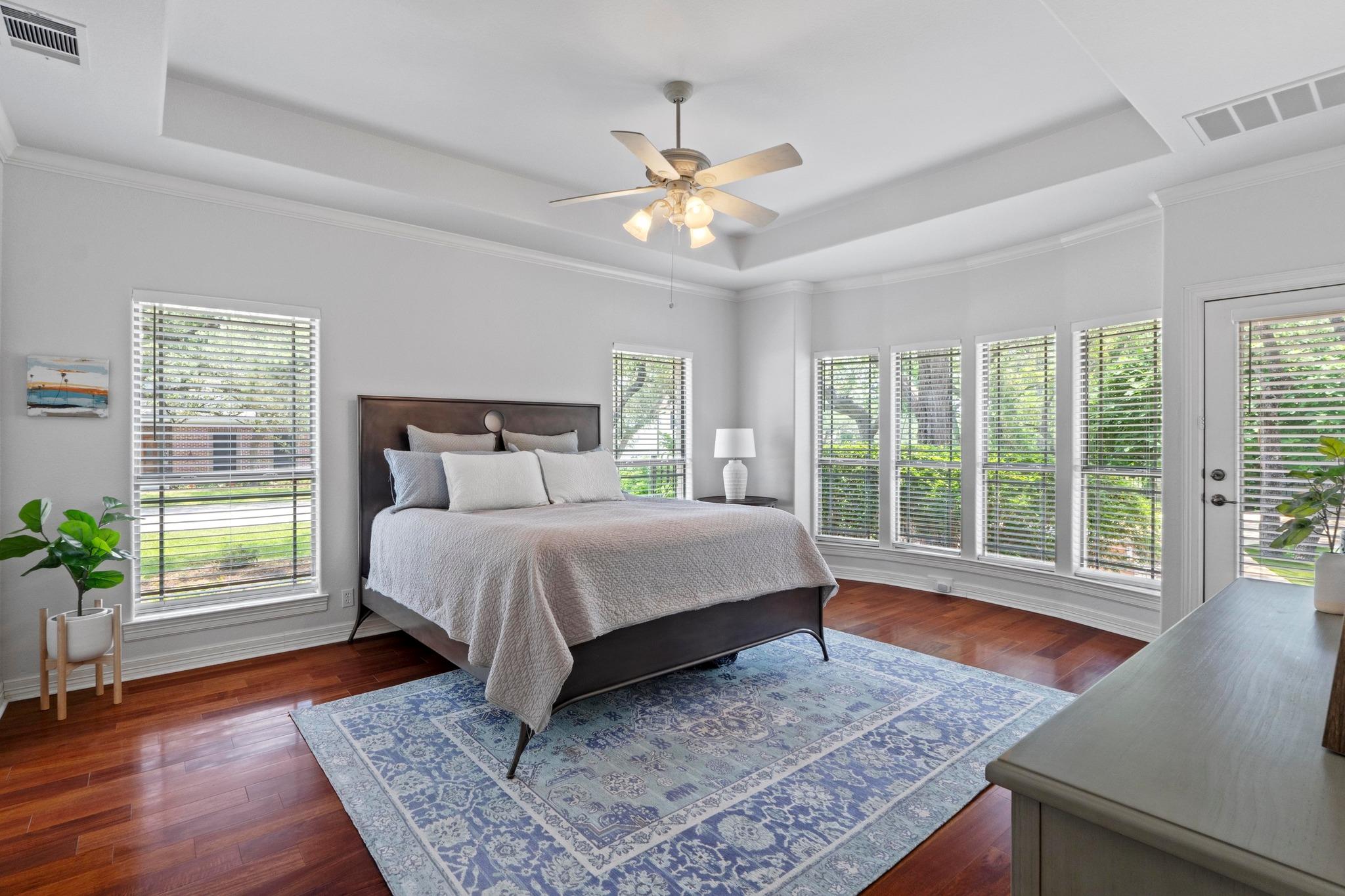 205 Champion Dr, Lakeway, TX 78734