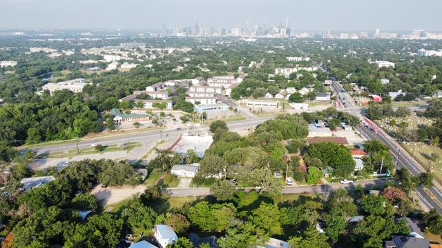 1193 Ridge Dr, Austin, TX 78721