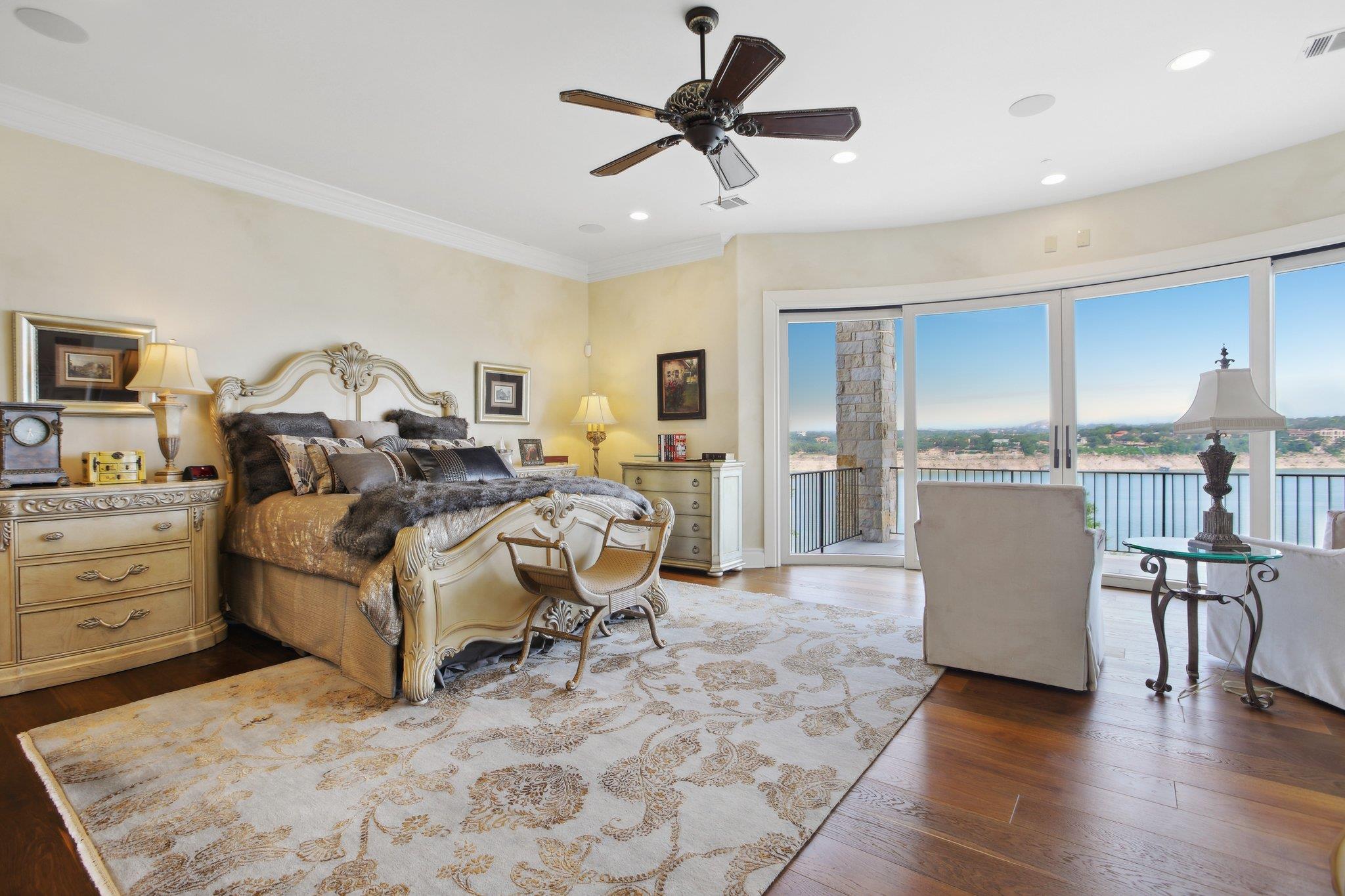 1353 Osprey Ridge Loop, Lago Vista, TX 78645