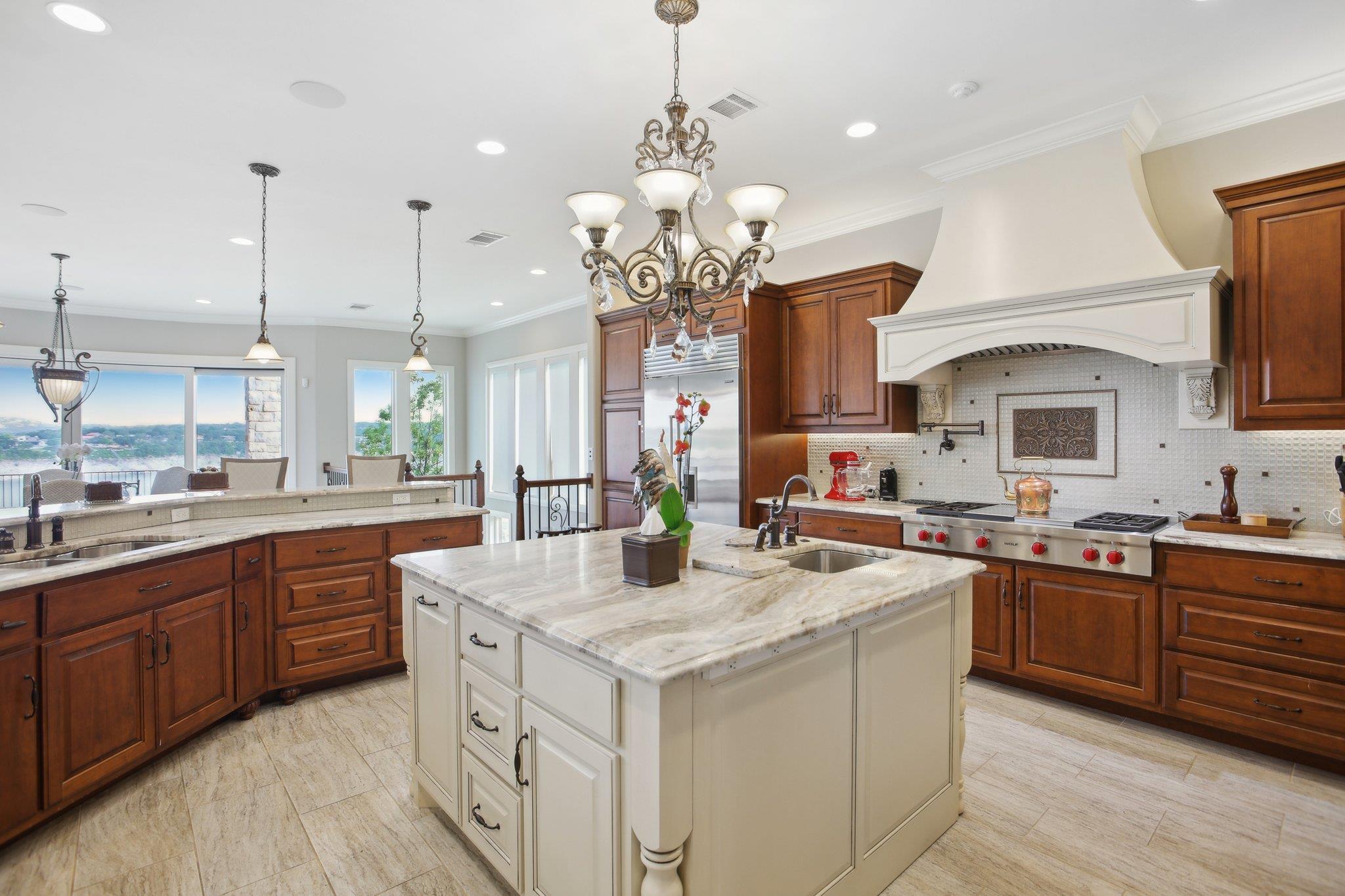 1353 Osprey Ridge Loop, Lago Vista, TX 78645