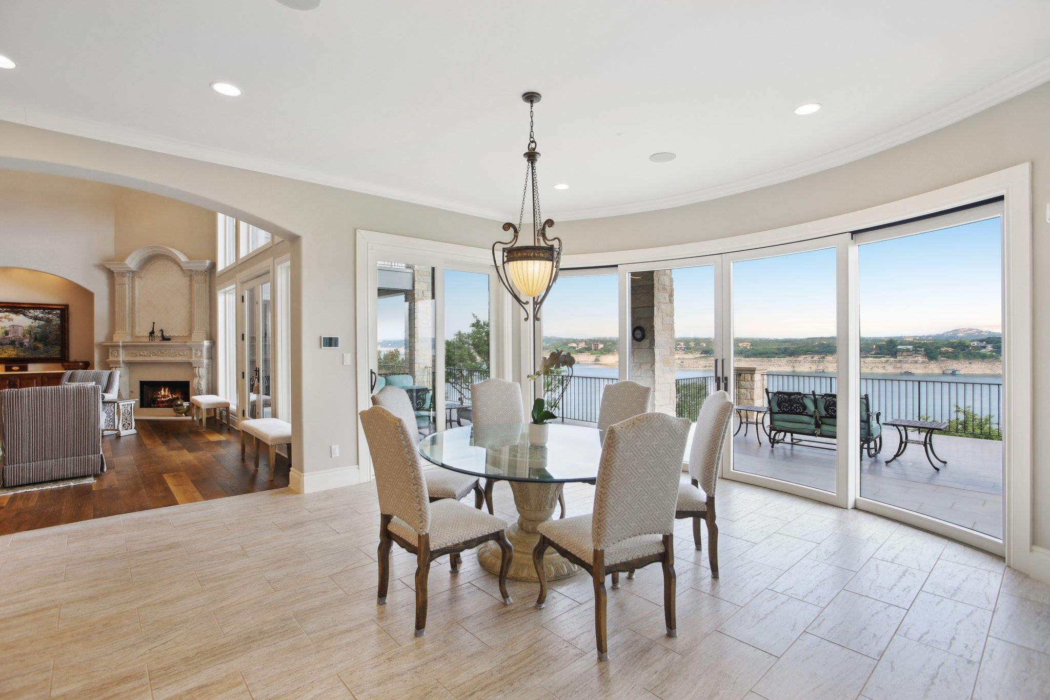 1353 Osprey Ridge Loop, Lago Vista, TX 78645