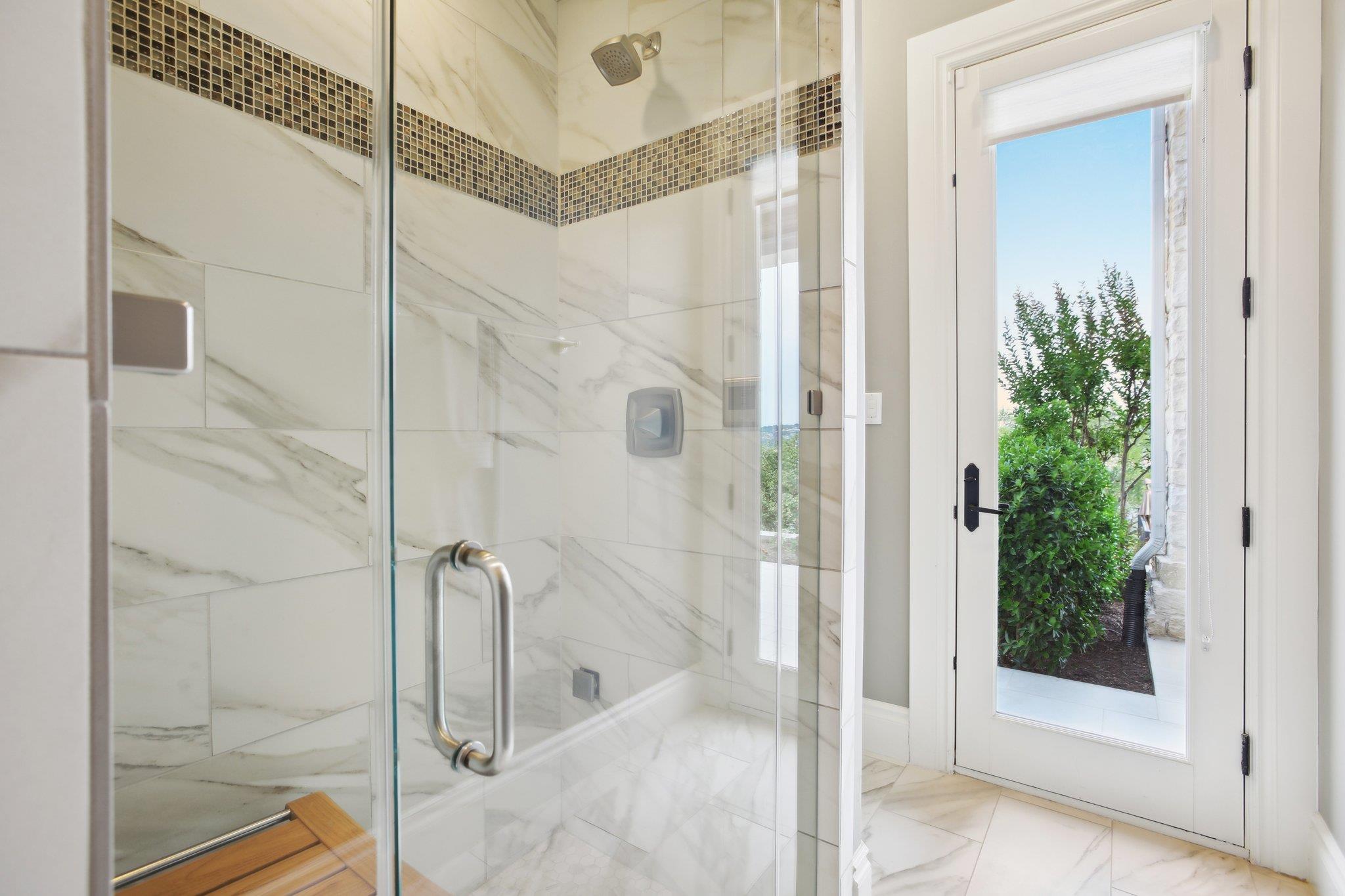 1353 Osprey Ridge Loop, Lago Vista, TX 78645