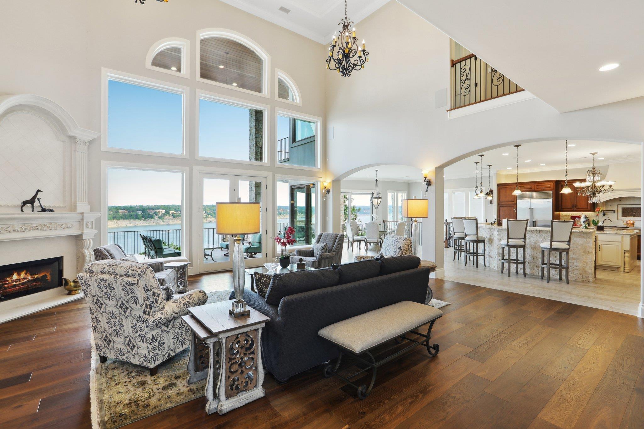 1353 Osprey Ridge Loop, Lago Vista, TX 78645