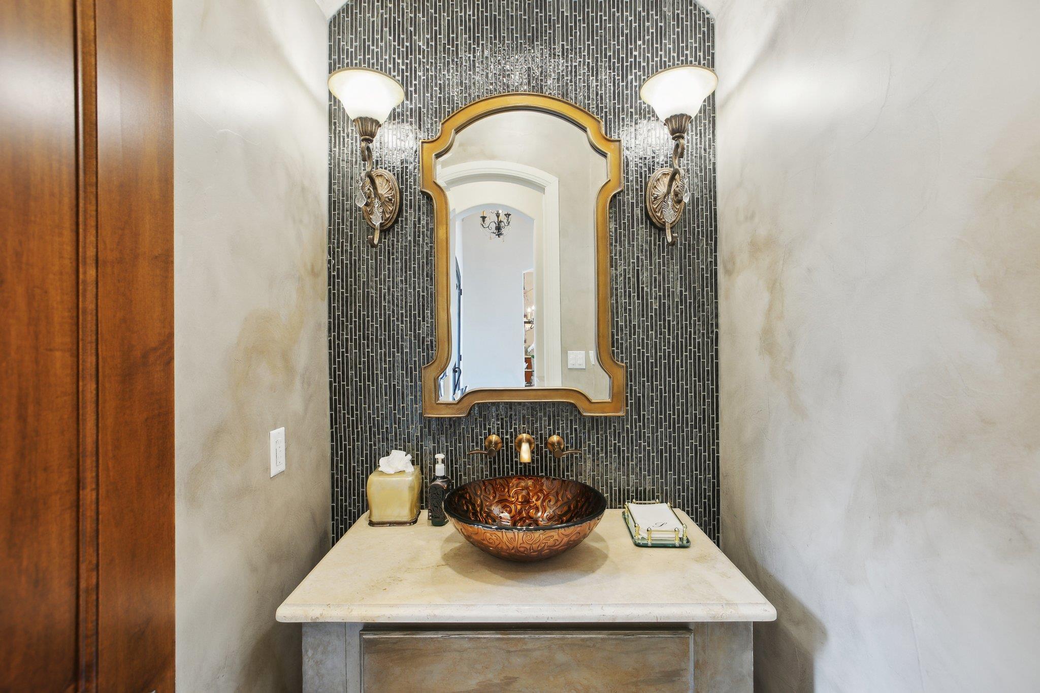 1353 Osprey Ridge Loop, Lago Vista, TX 78645