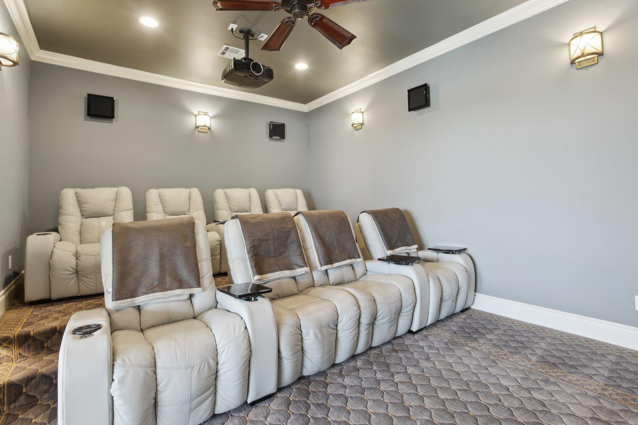 1353 Osprey Ridge Loop, Lago Vista, TX 78645