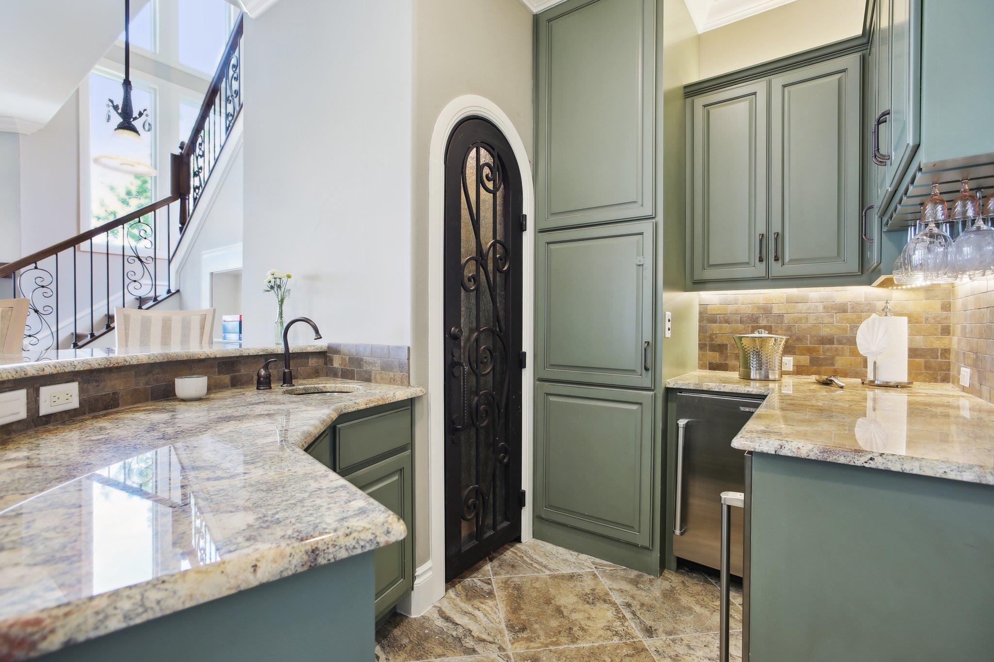 1353 Osprey Ridge Loop, Lago Vista, TX 78645