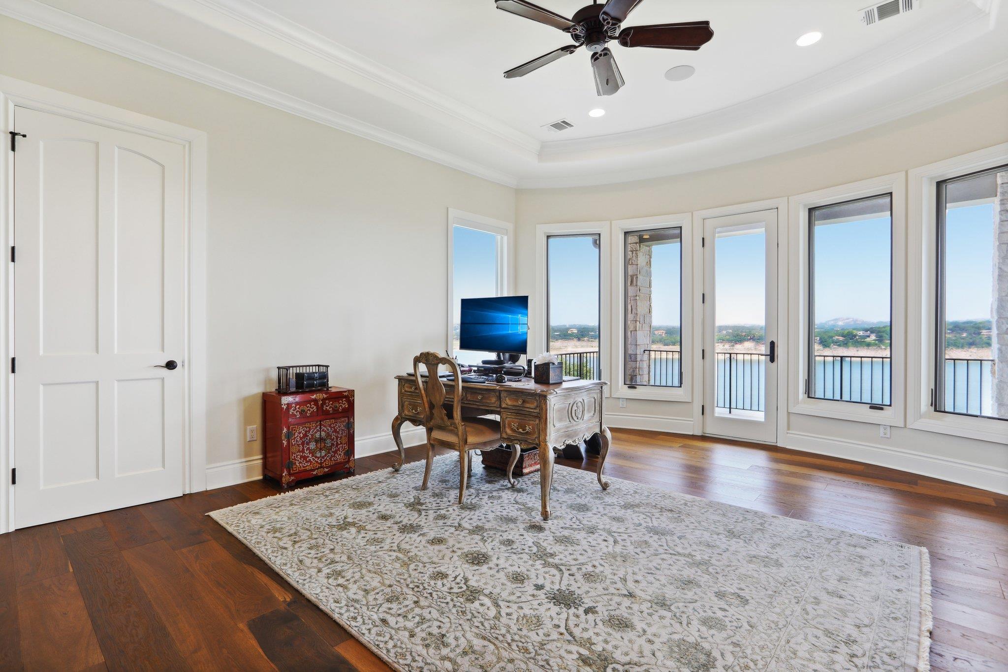 1353 Osprey Ridge Loop, Lago Vista, TX 78645