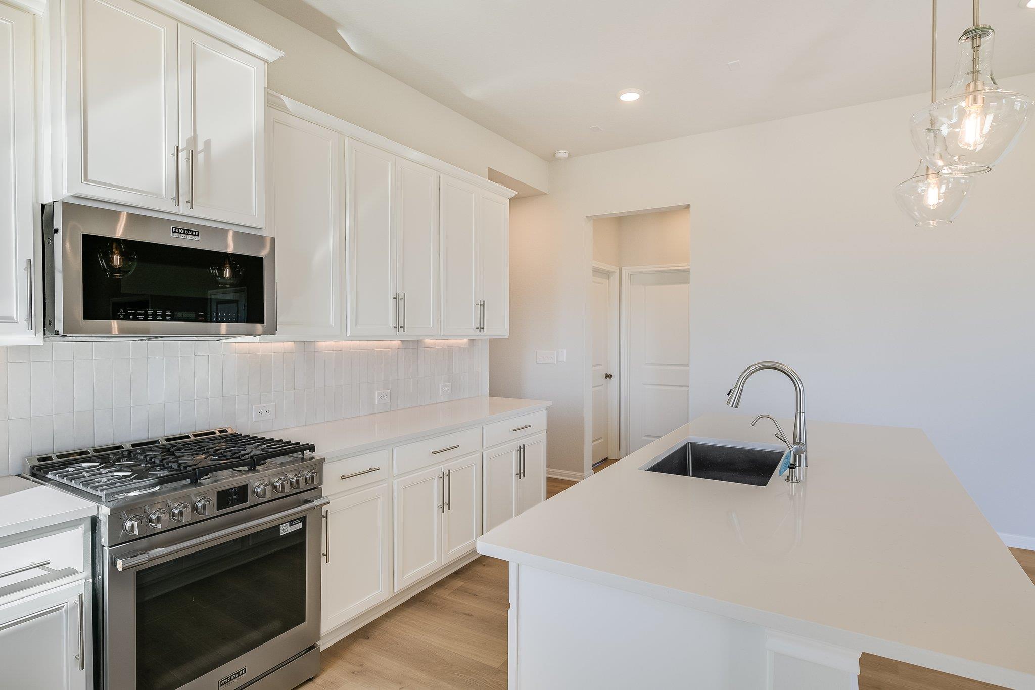 8610 Dongan Dr, Austin, TX 78744