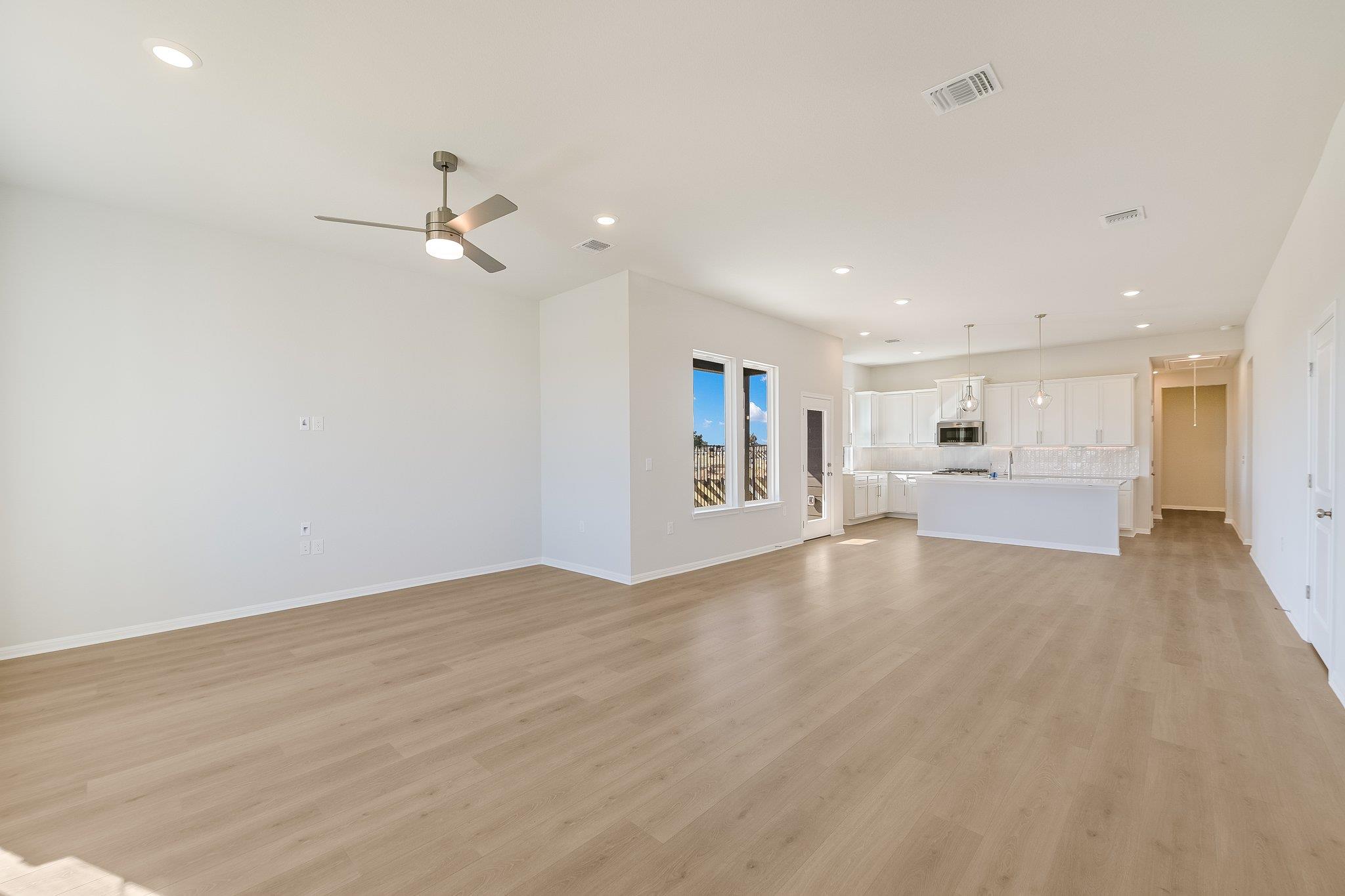 8610 Dongan Dr, Austin, TX 78744