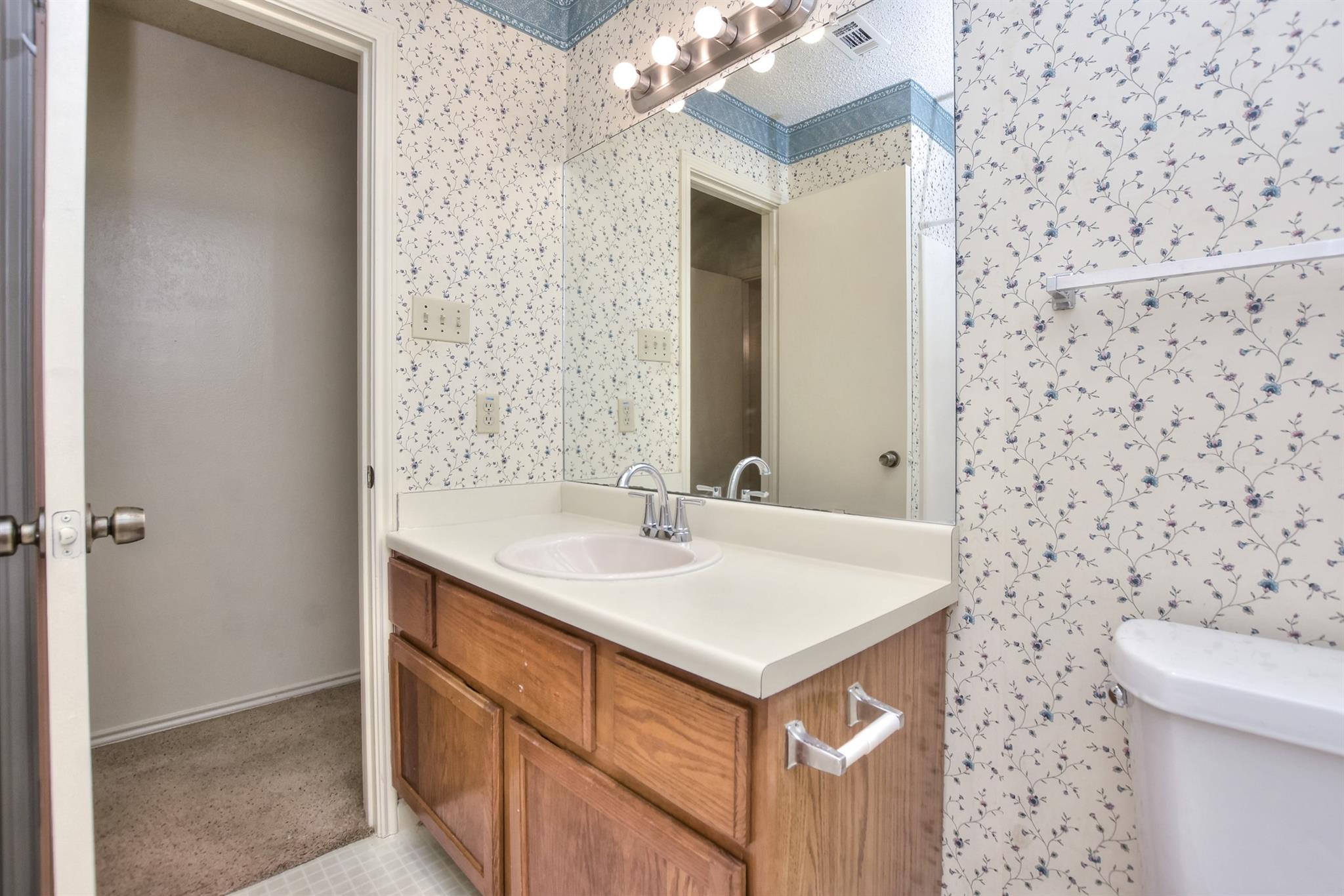 517 Luther Dr, Georgetown, TX 78628