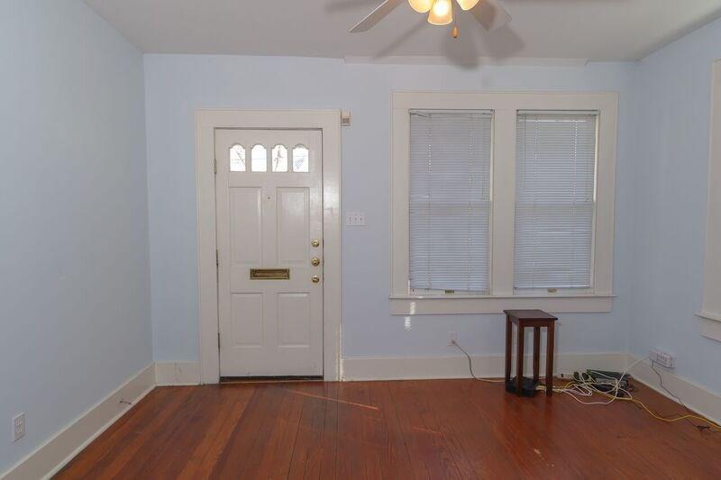 2832 Salado St, Austin, TX 78705