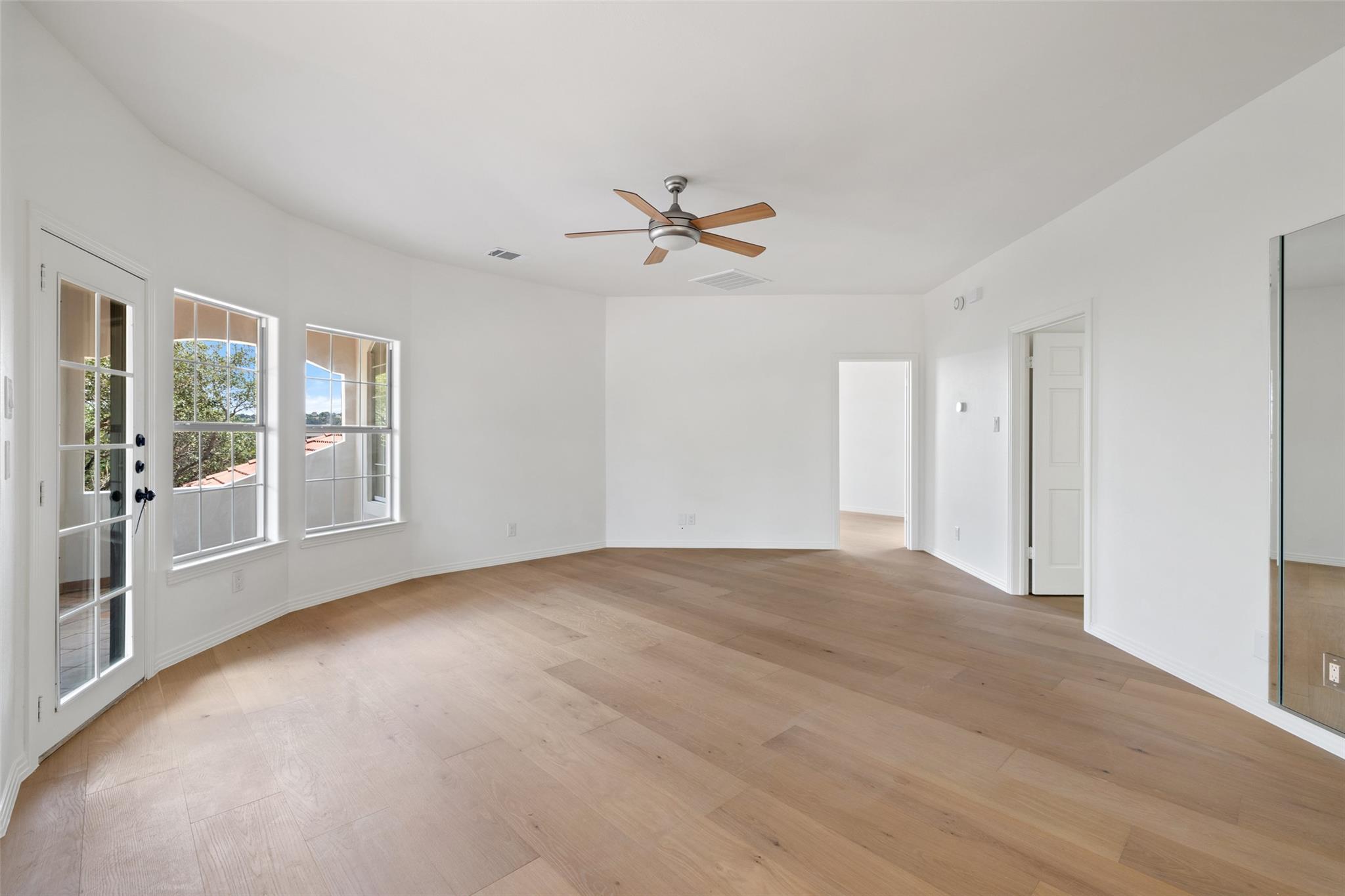 8311 SUMNER Ct, Austin, TX 78733